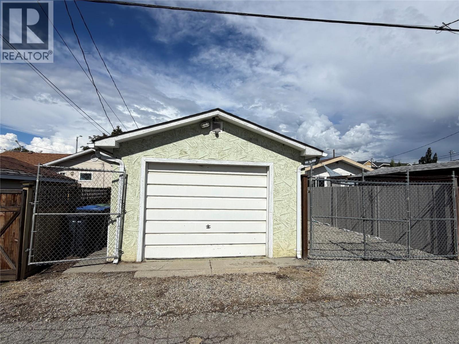750 Revelstoke Avenue, Penticton, British Columbia  V2A 2J2 - Photo 19 - 10400004