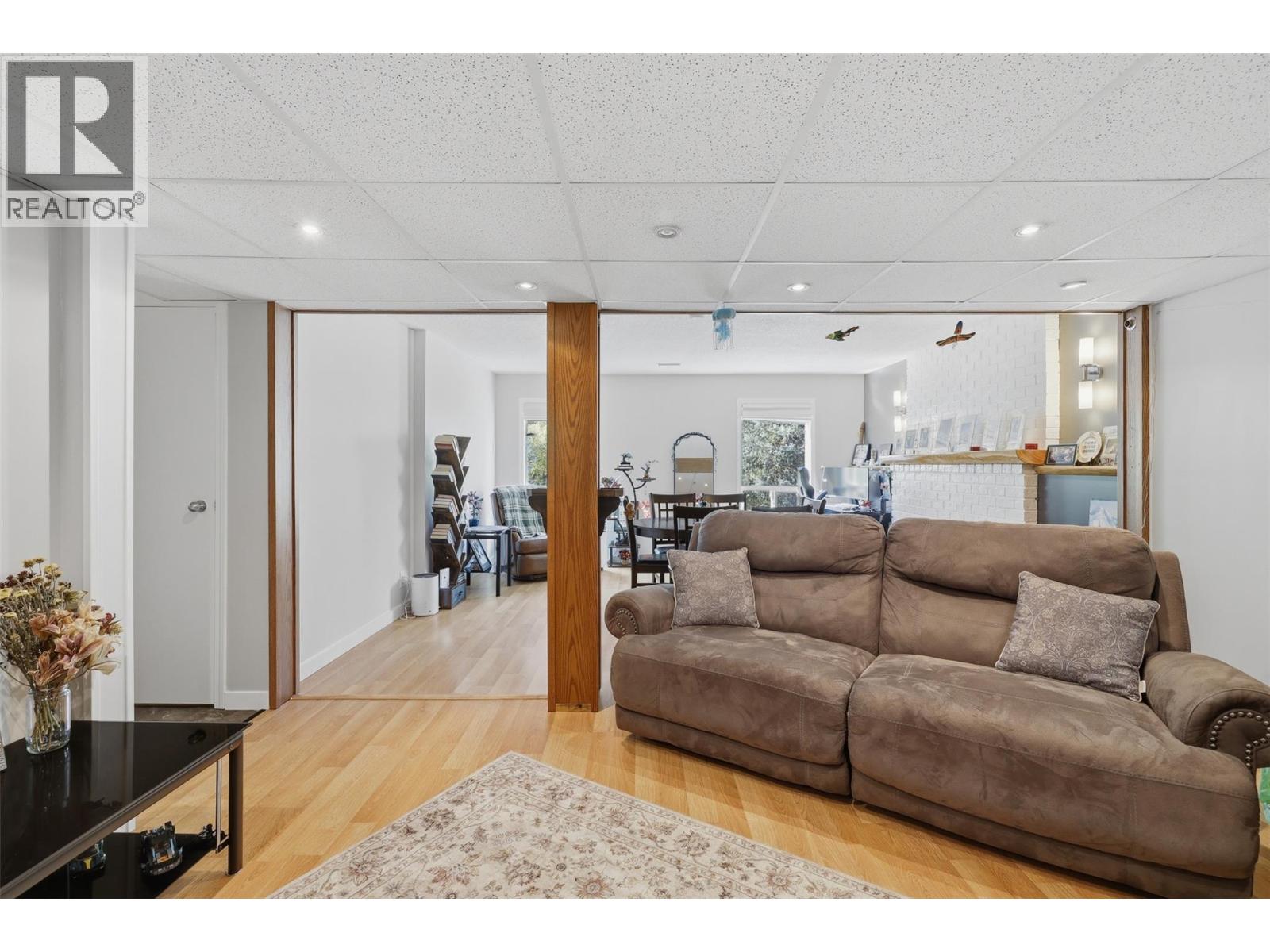 5545 Clearview Drive, Kamloops, British Columbia  V2C 5G1 - Photo 29 - 10400000