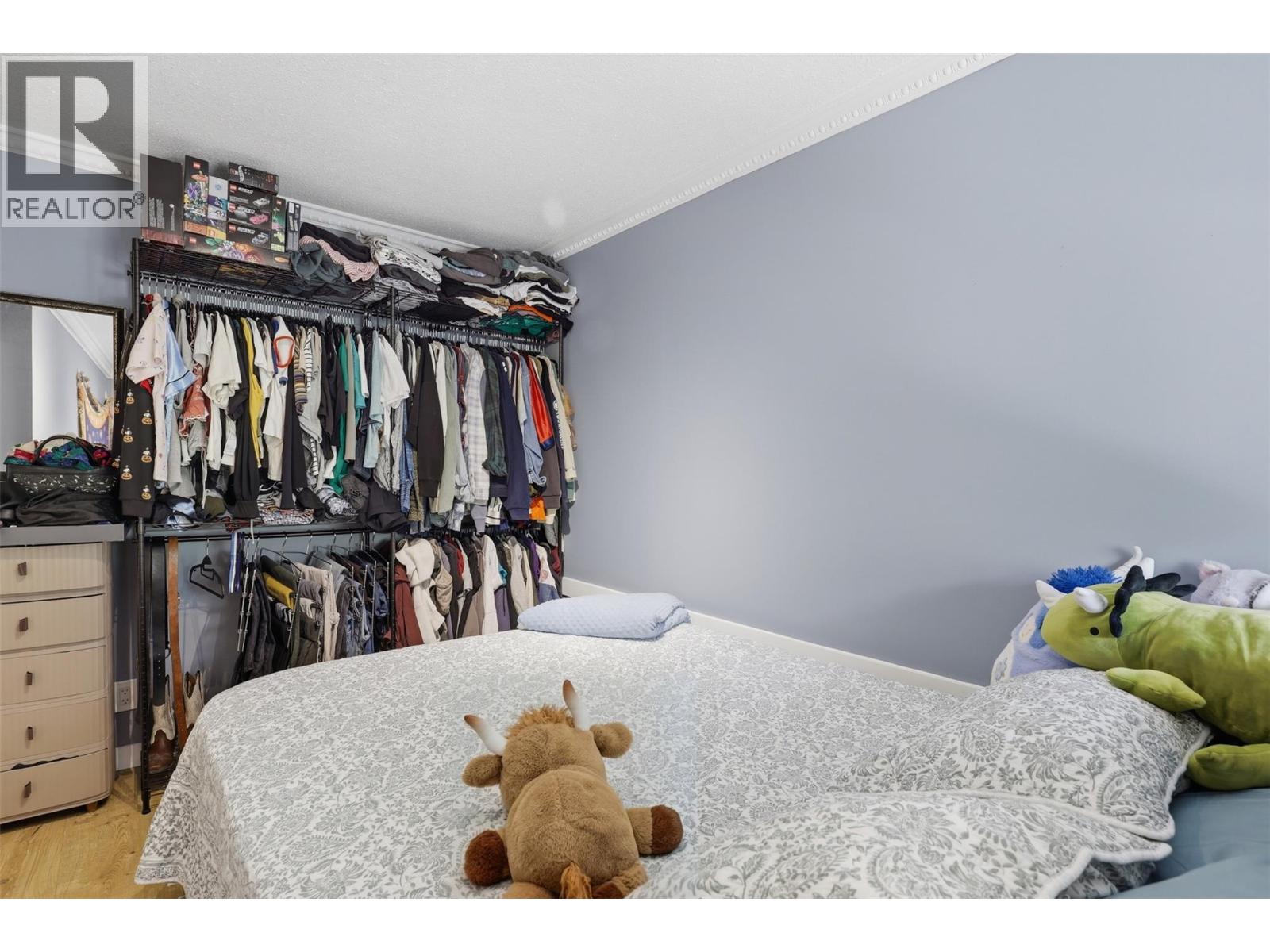 5545 Clearview Drive, Kamloops, British Columbia  V2C 5G1 - Photo 35 - 10400000