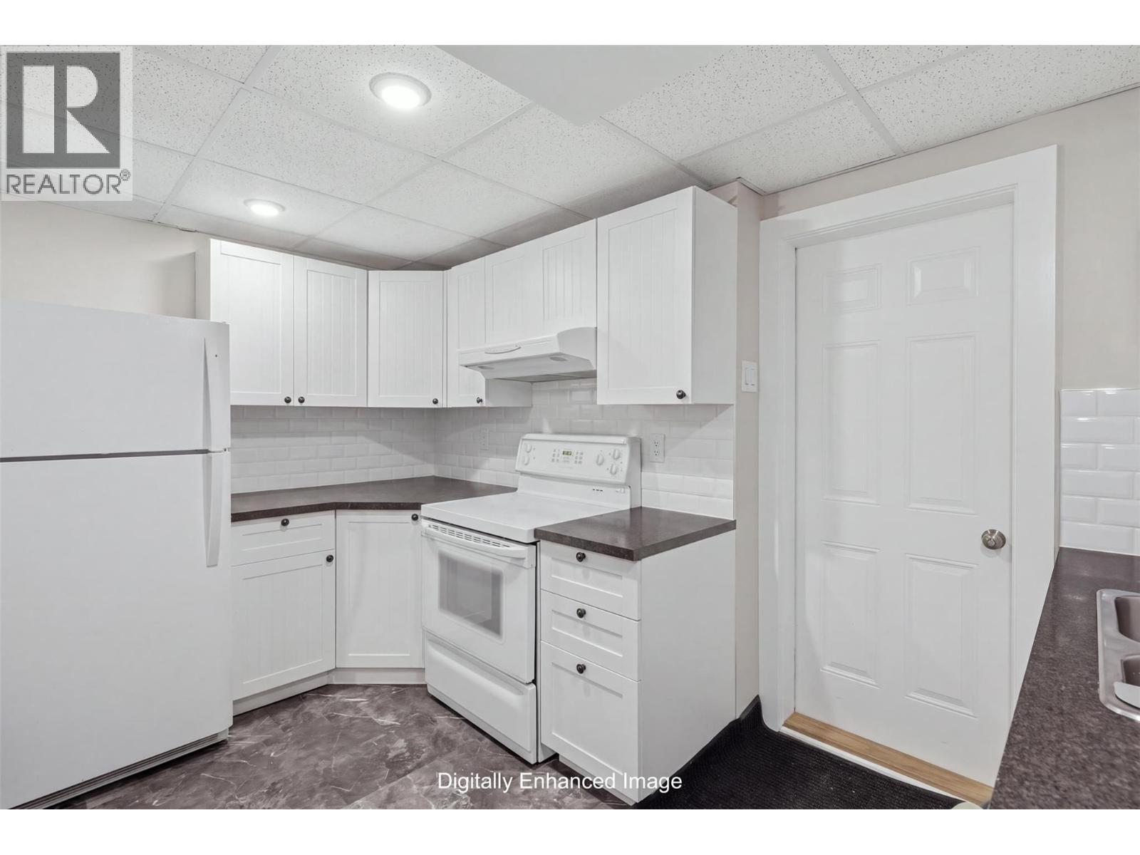 5545 Clearview Drive, Kamloops, British Columbia  V2C 5G1 - Photo 37 - 10400000