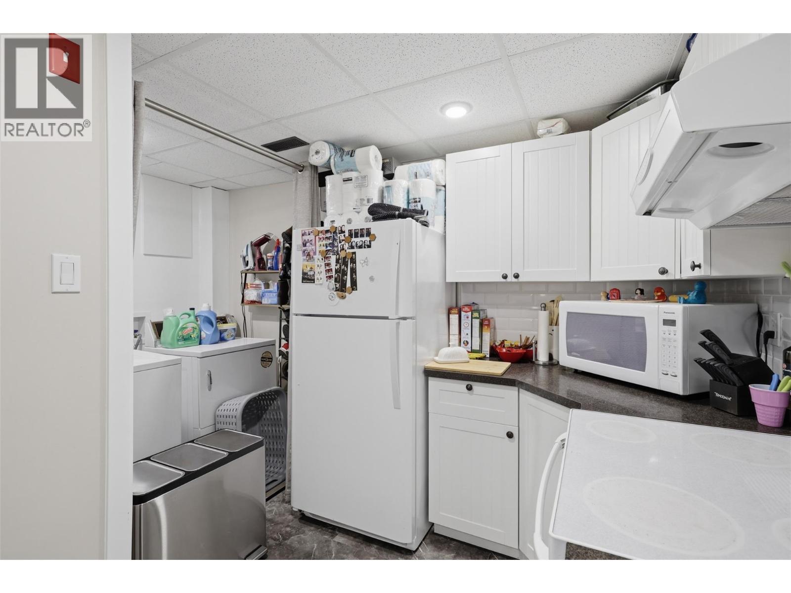 5545 Clearview Drive, Kamloops, British Columbia  V2C 5G1 - Photo 40 - 10400000