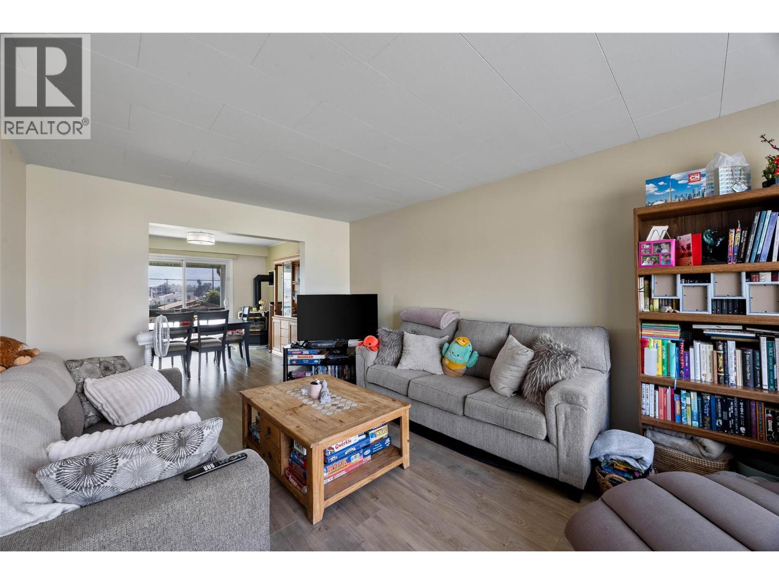 1019 Moncton Avenue, Kamloops, British Columbia  V2B 1S5 - Photo 5 - 10396896