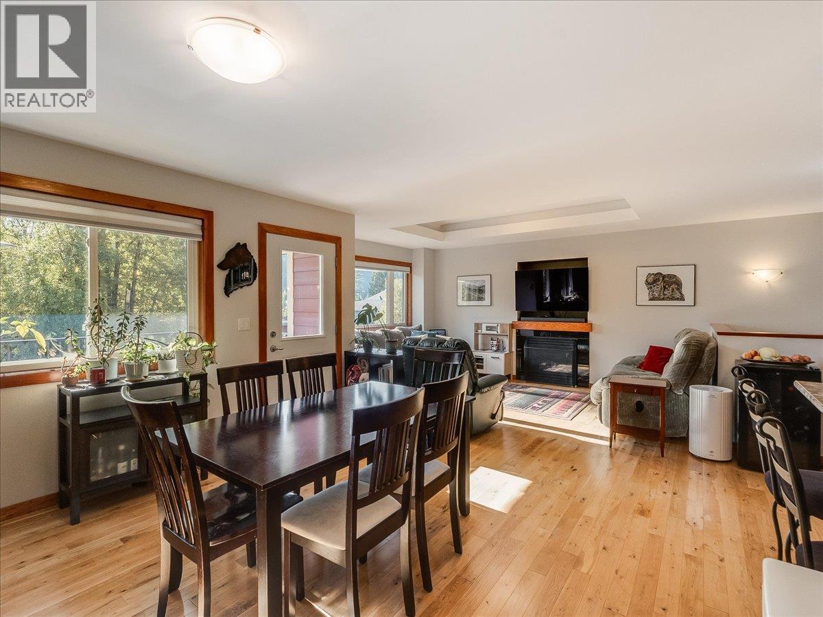 800a Redstone Drive, Rossland, British Columbia  V0G 1Y0 - Photo 16 - 10400629