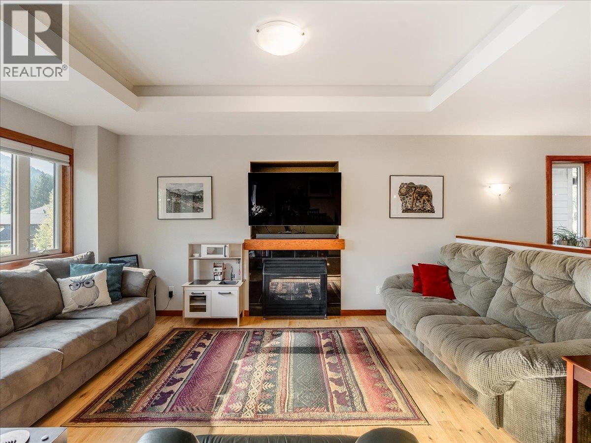 800a Redstone Drive, Rossland, British Columbia  V0G 1Y0 - Photo 19 - 10400629
