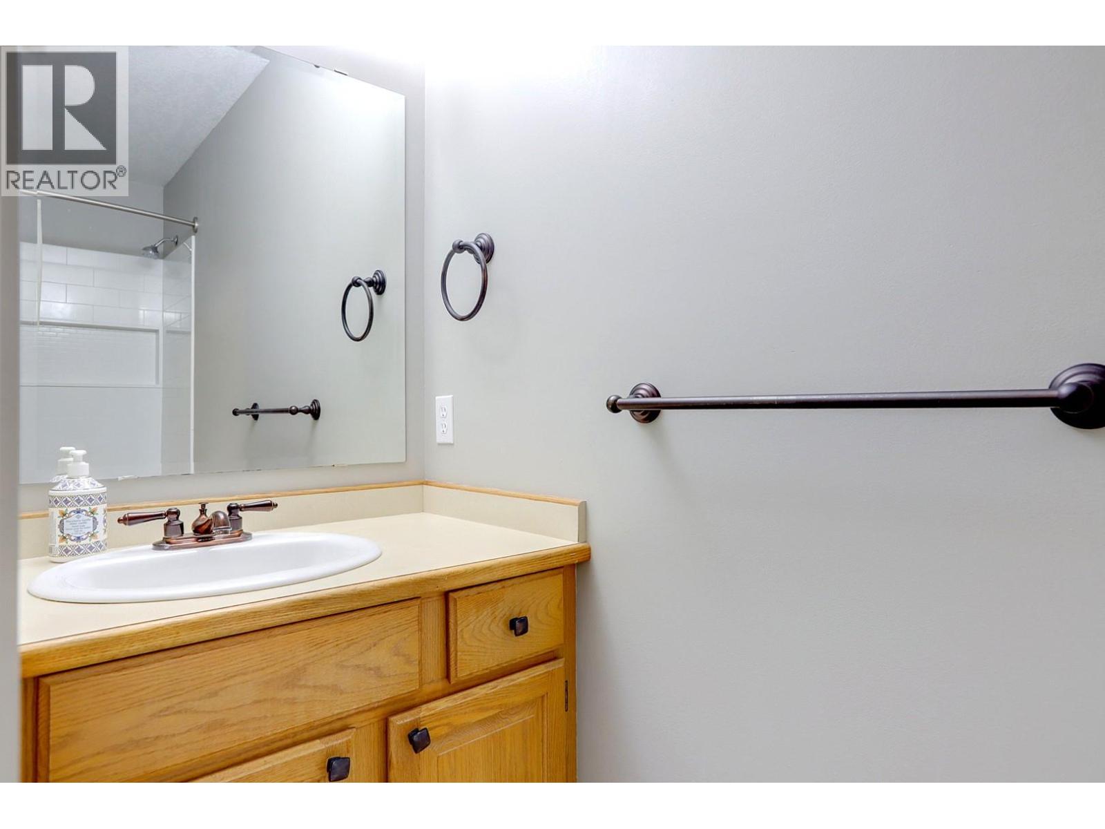 3600 Pleasant Valley Road Unit# 3, Vernon, British Columbia  V1T 4L6 - Photo 38 - 10398395