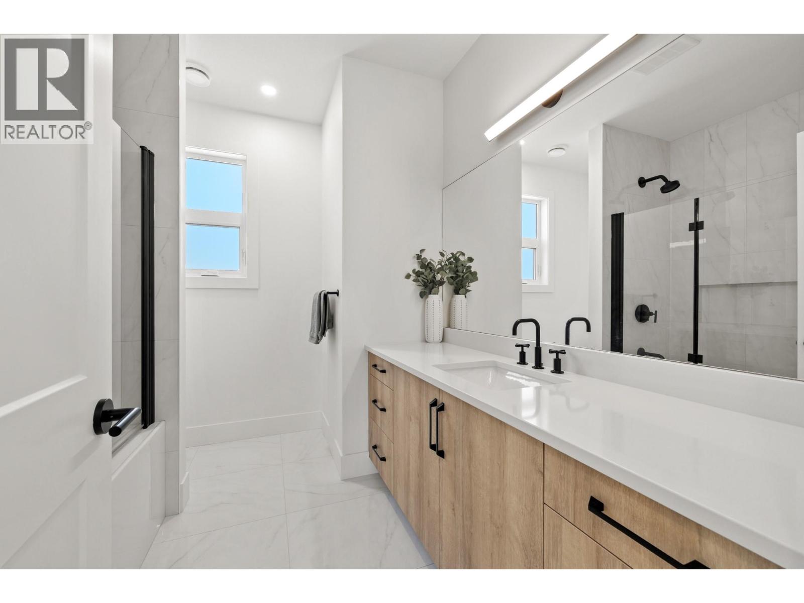 4231 Russo Street, Kelowna, British Columbia  V1W 0C6 - Photo 28 - 10400152