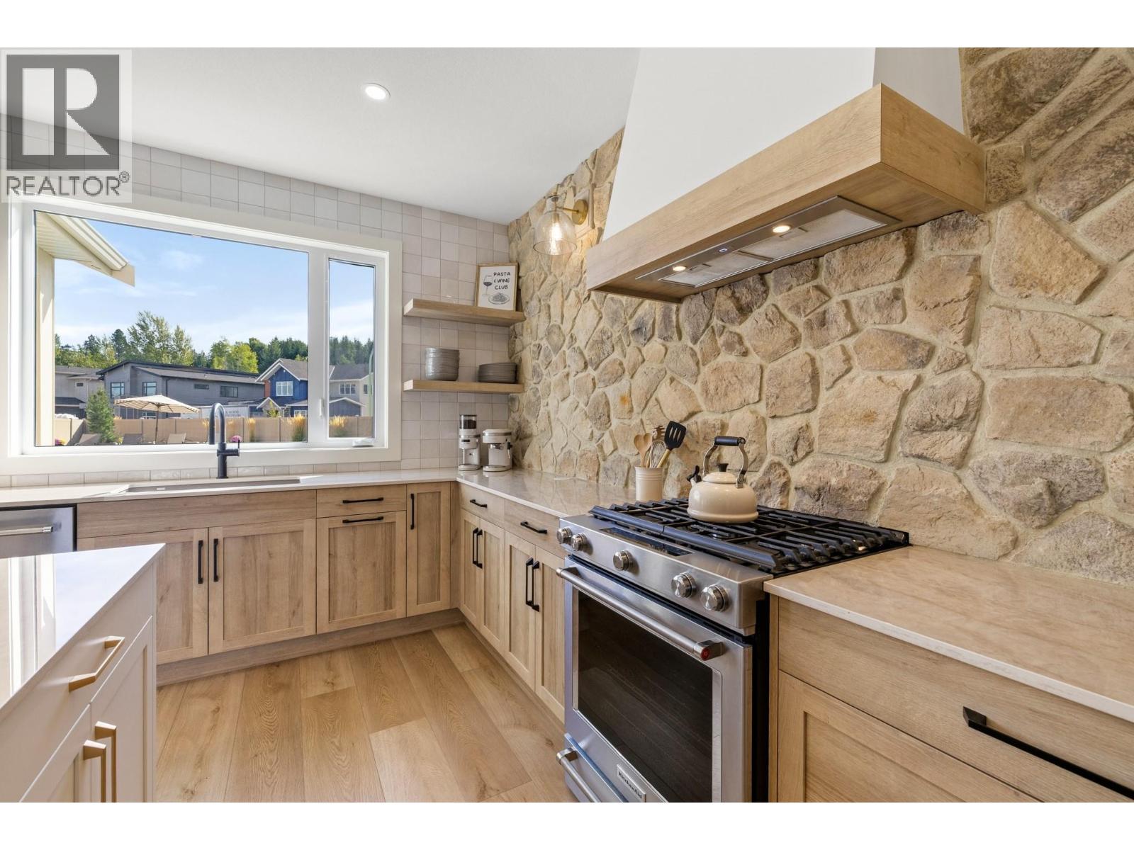 4231 Russo Street, Kelowna, British Columbia  V1W 0C6 - Photo 5 - 10400152