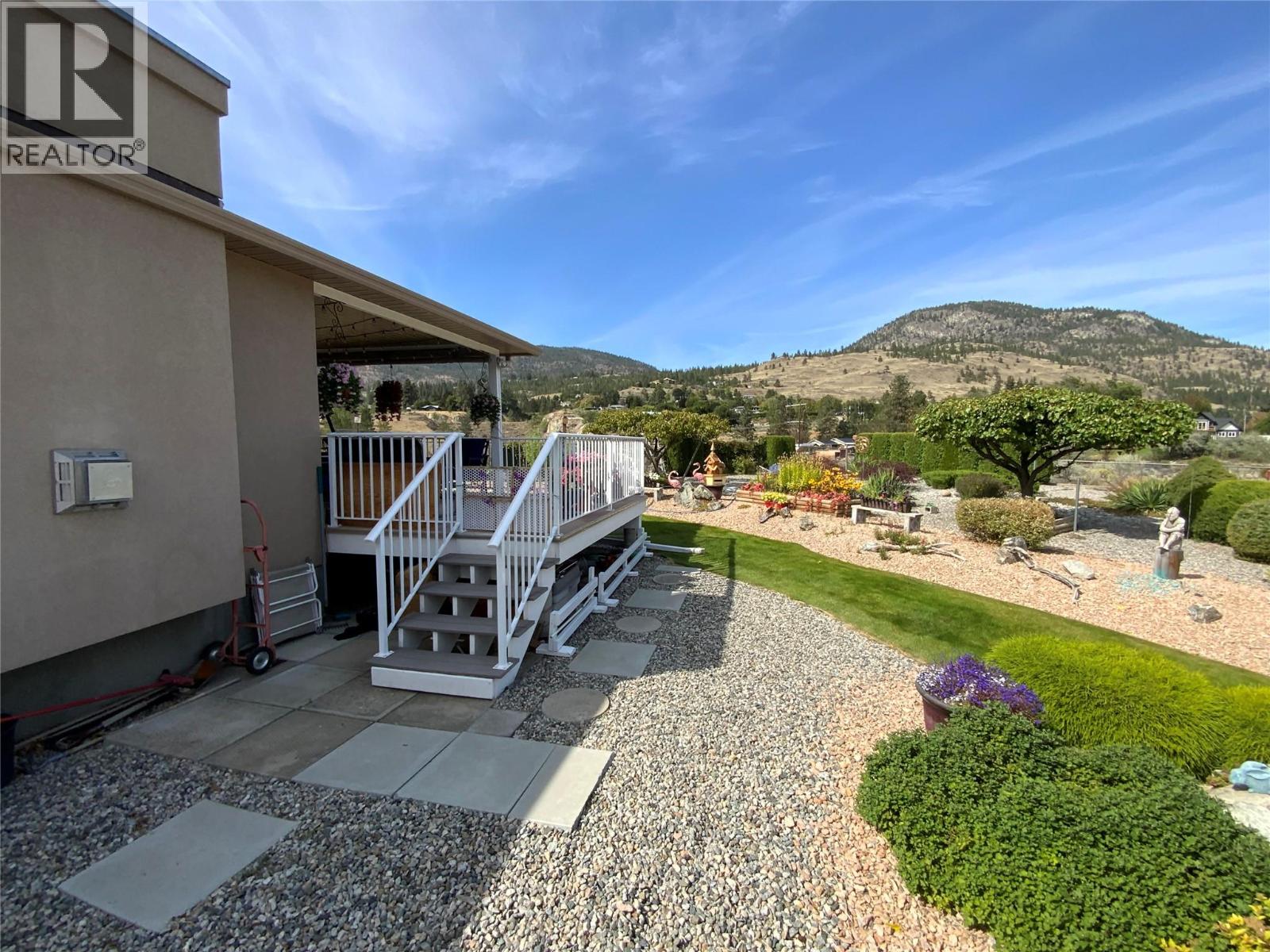 437 Ridge Road, Penticton, British Columbia  V2A 8N7 - Photo 3 - 10400689