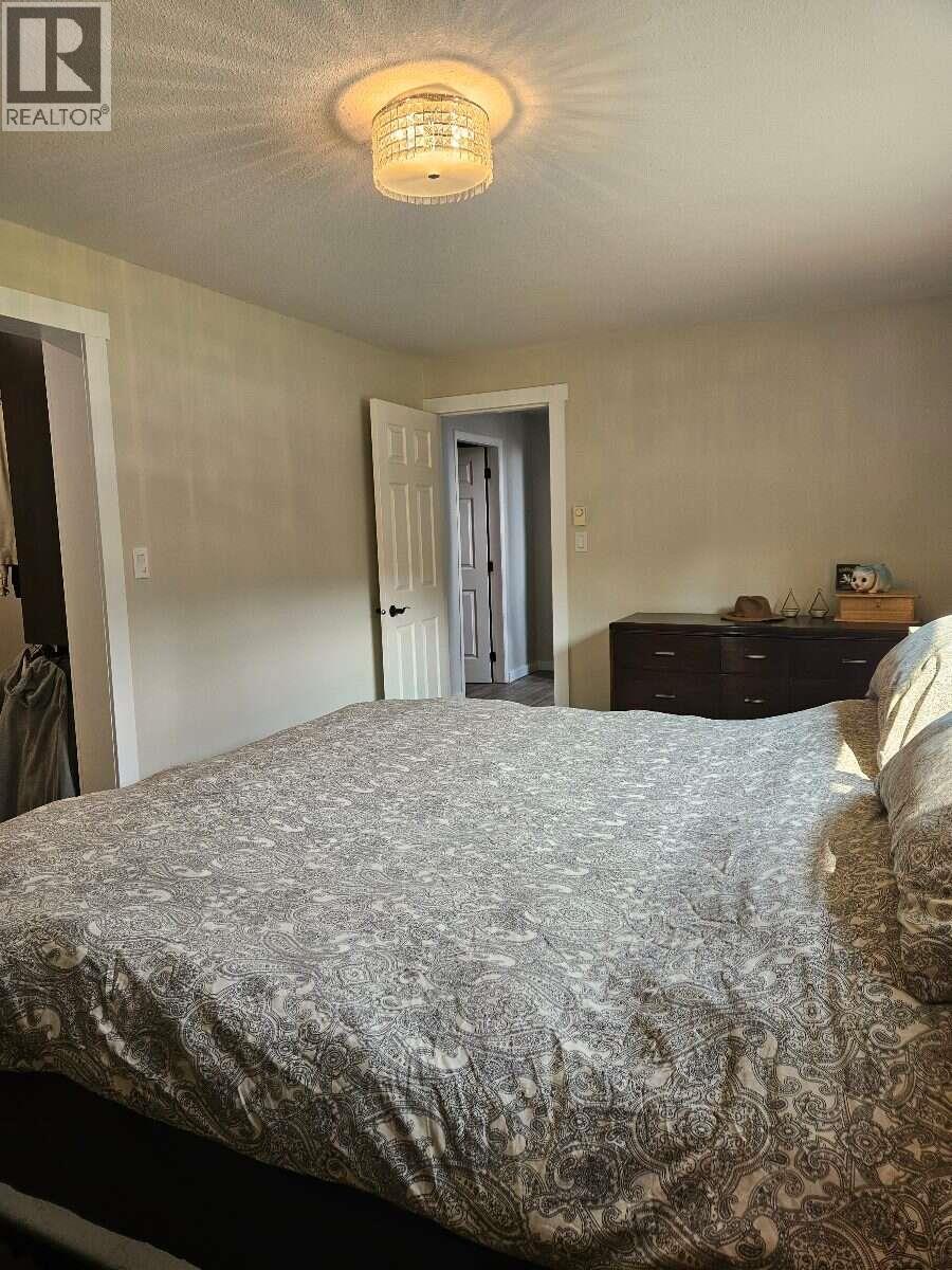 606 Gillis Avenue, Sicamous, British Columbia  V0E 2V1 - Photo 29 - 10400693