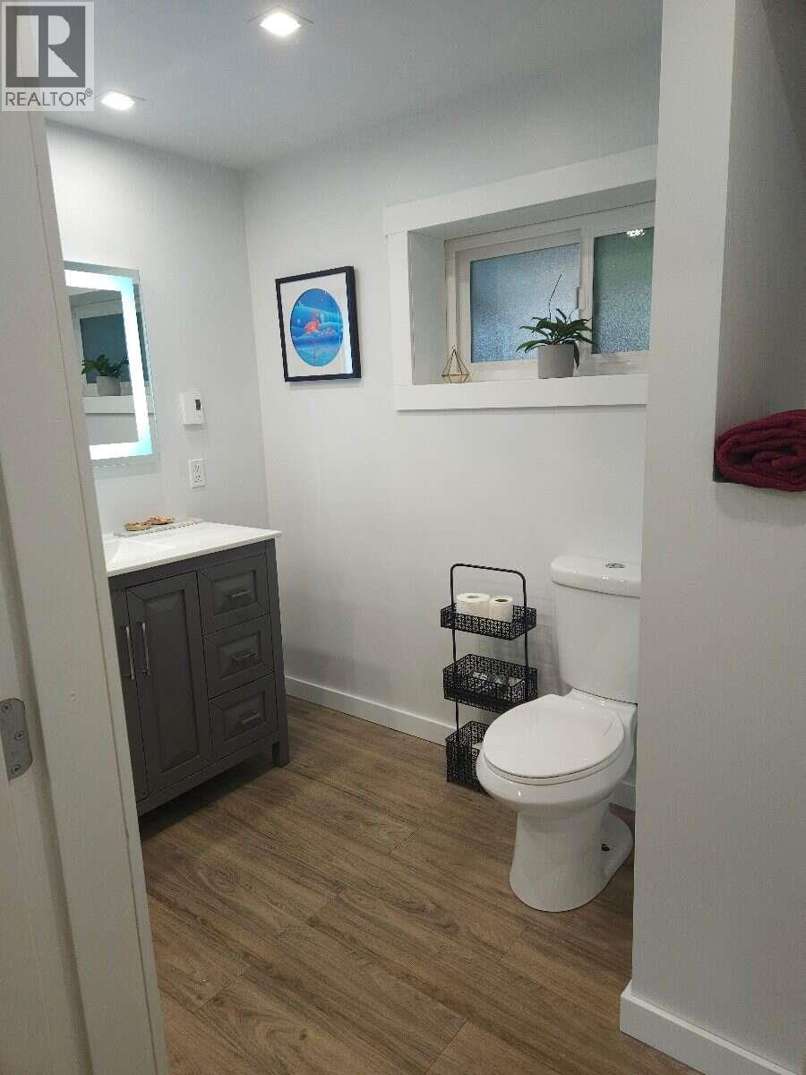 606 Gillis Avenue, Sicamous, British Columbia  V0E 2V1 - Photo 33 - 10400693