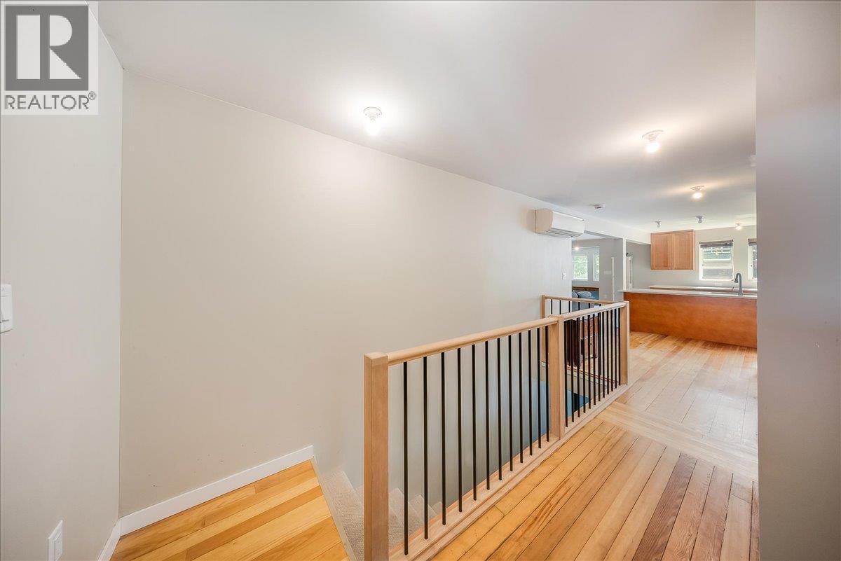 2460 Fourth Avenue, Rossland, British Columbia  V0G 1Y0 - Photo 26 - 10400638