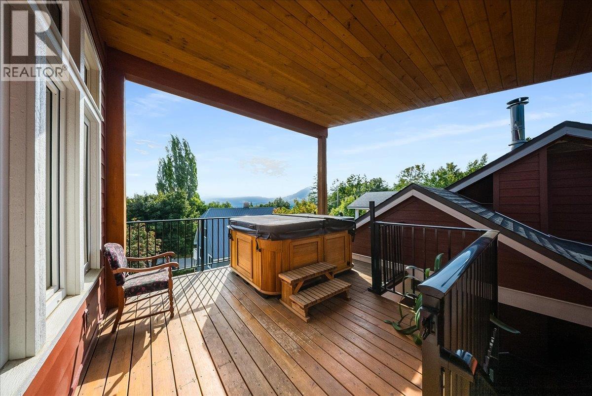 2460 Fourth Avenue, Rossland, British Columbia  V0G 1Y0 - Photo 37 - 10400638