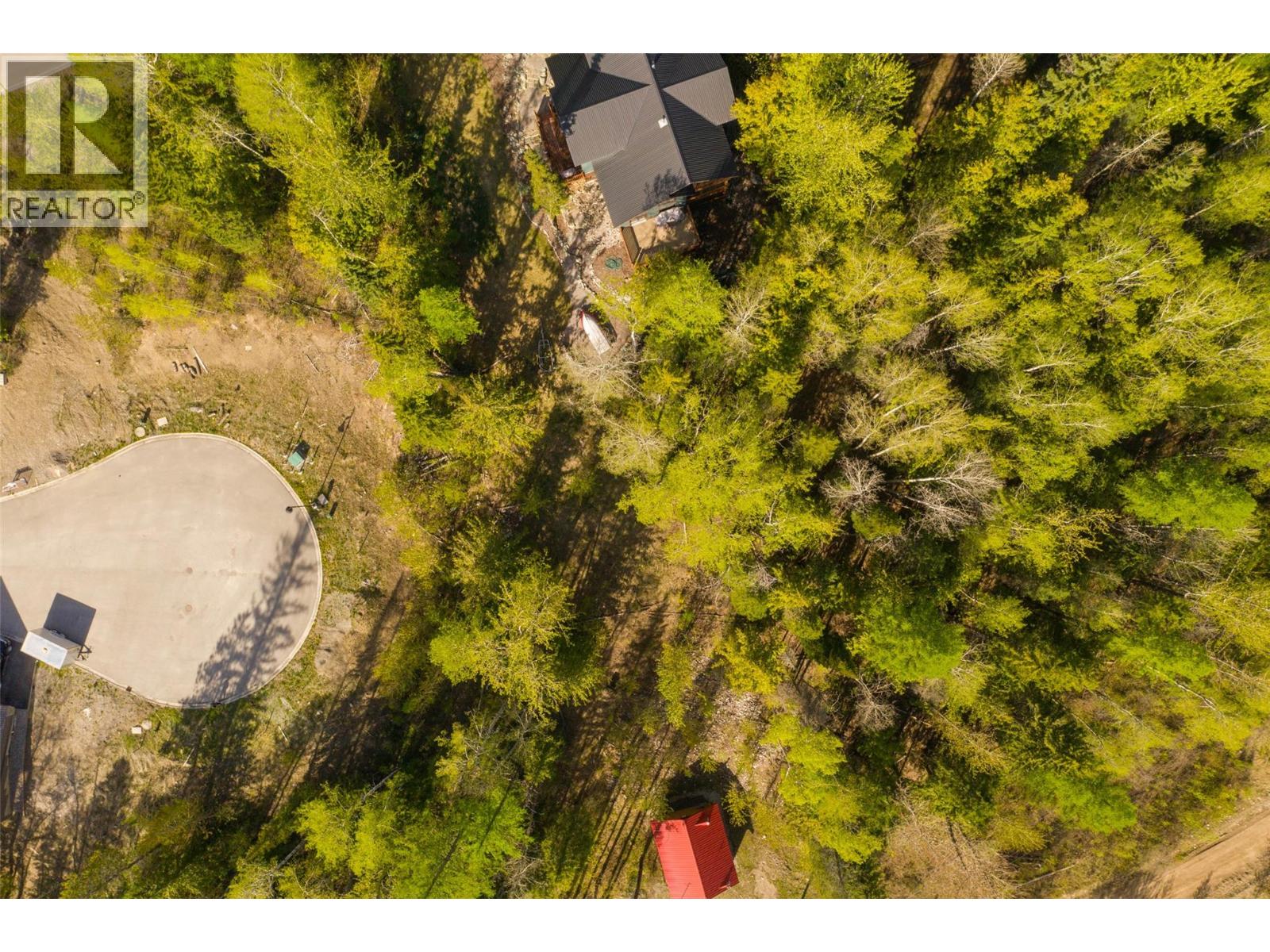 9 Alpine Trail Place, Fernie, British Columbia  V0B 1M5 - Photo 14 - 10400657