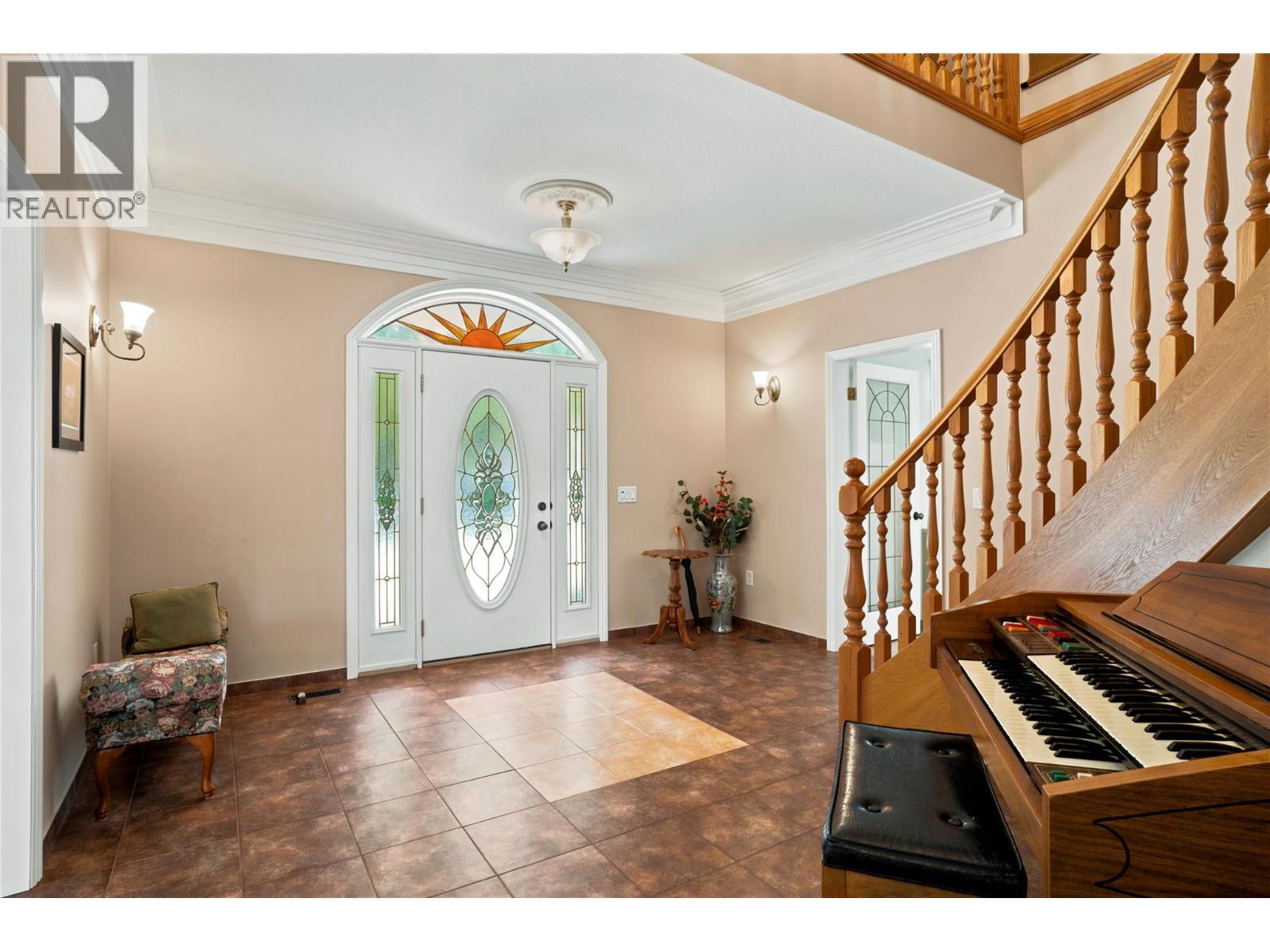 3801 65 Street Nw, Salmon Arm, British Columbia  V1E 3A8 - Photo 11 - 10400644