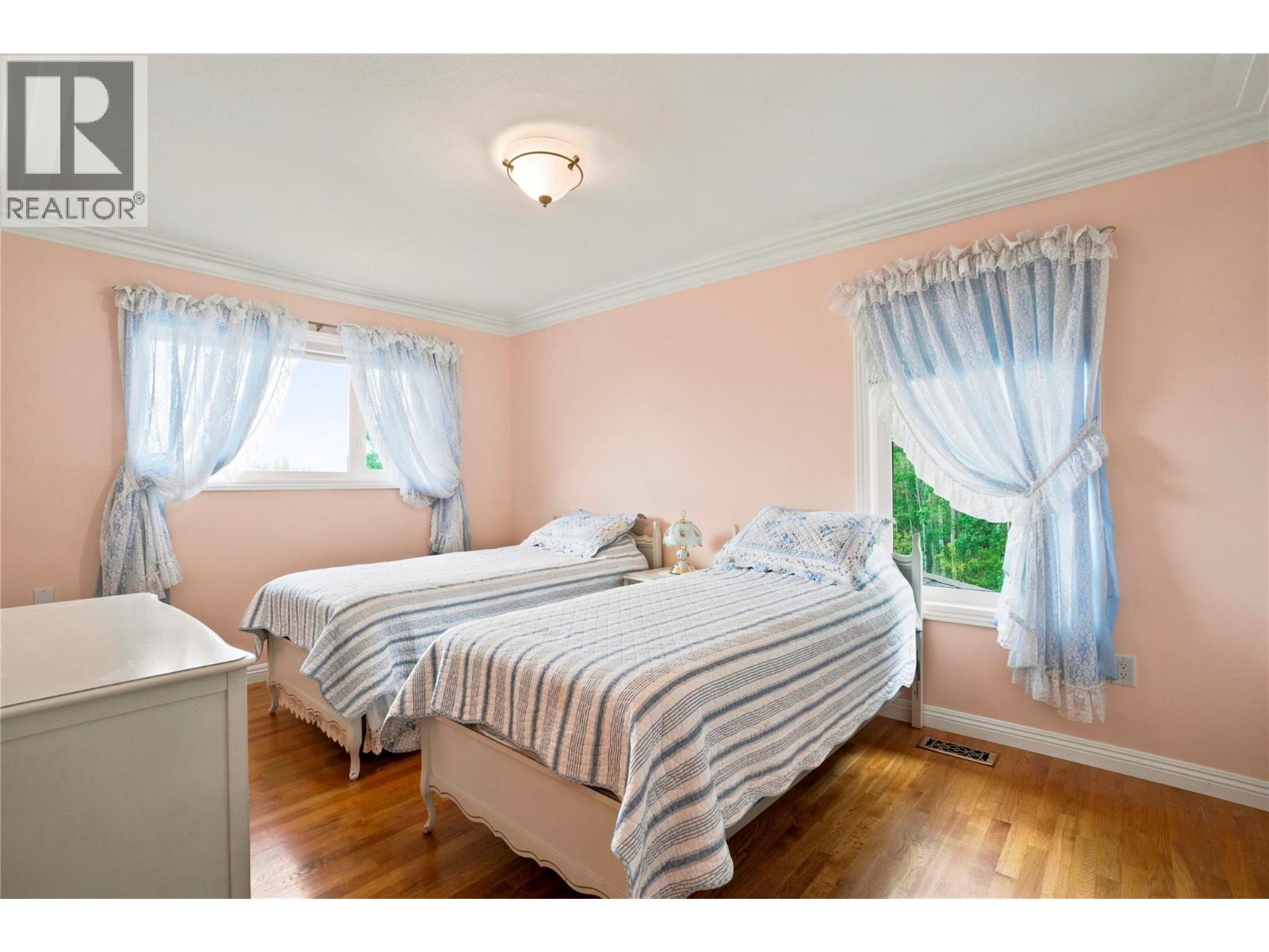 3801 65 Street Nw, Salmon Arm, British Columbia  V1E 3A8 - Photo 68 - 10400644