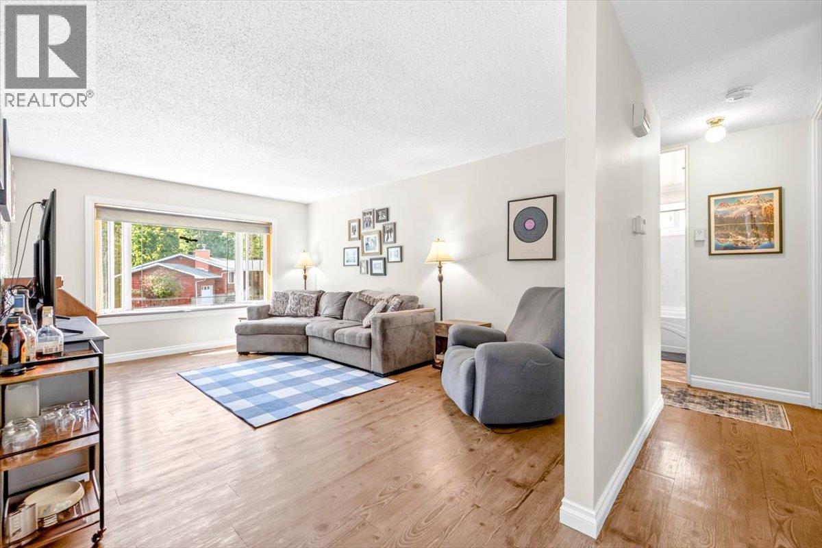 4 Ridgemont Avenue, Fernie, British Columbia  V0B 1M2 - Photo 20 - 10400662