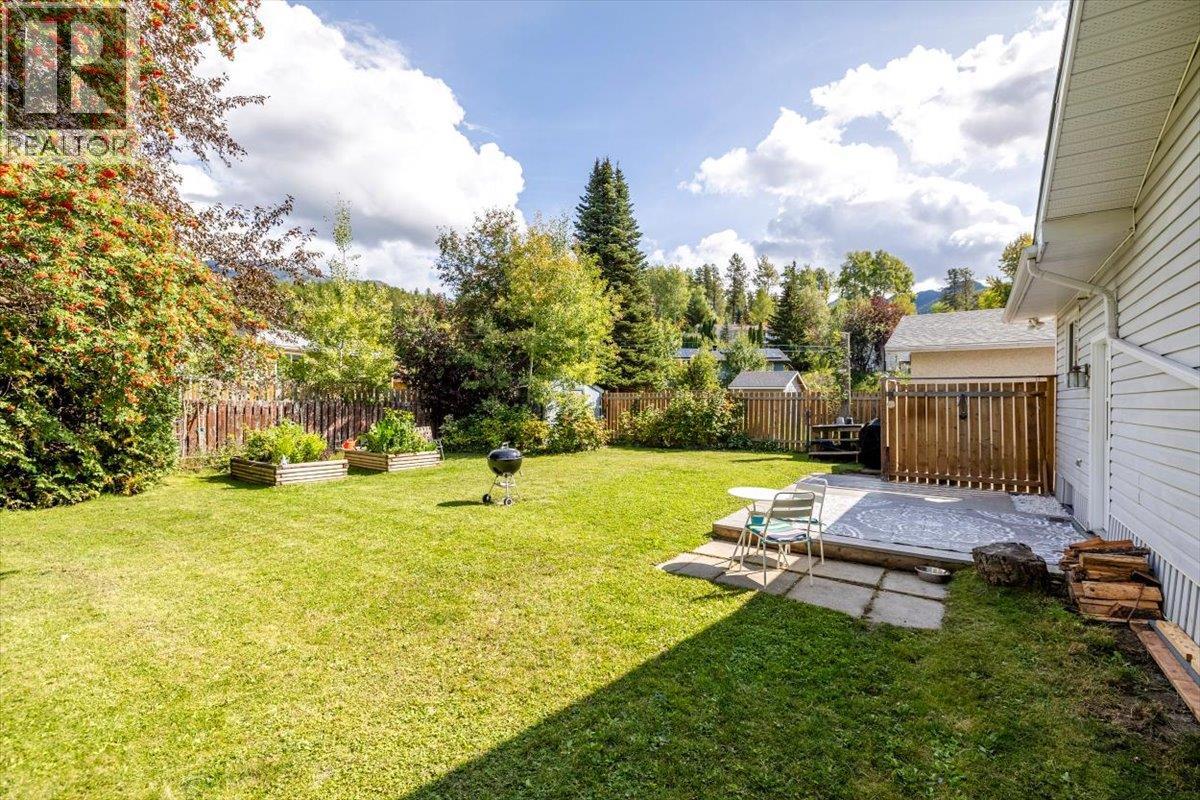4 Ridgemont Avenue, Fernie, British Columbia  V0B 1M2 - Photo 64 - 10400662