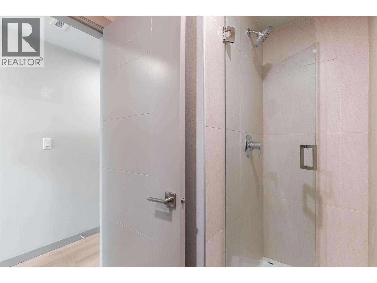 345 Dougall Road N Unit# Ph8, Kelowna, British Columbia  V1X 3K8 - Photo 11 - 10398878