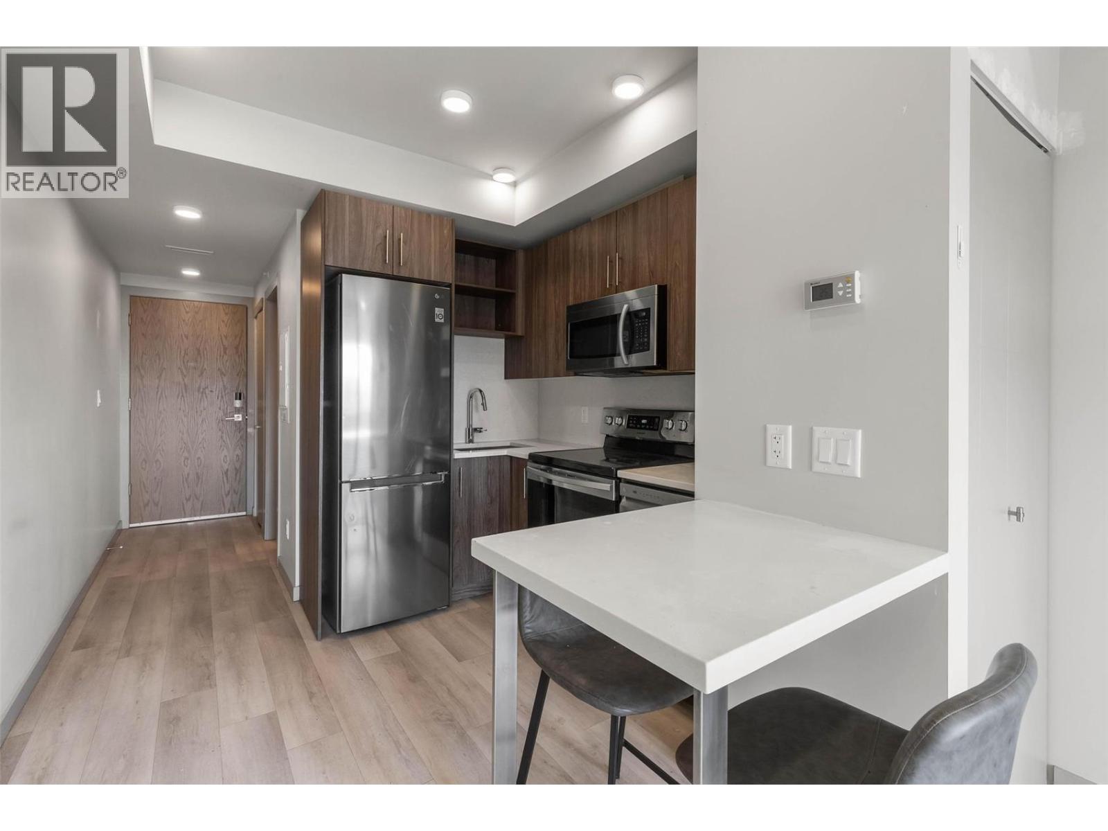 345 Dougall Road N Unit# Ph8, Kelowna, British Columbia  V1X 3K8 - Photo 5 - 10398878