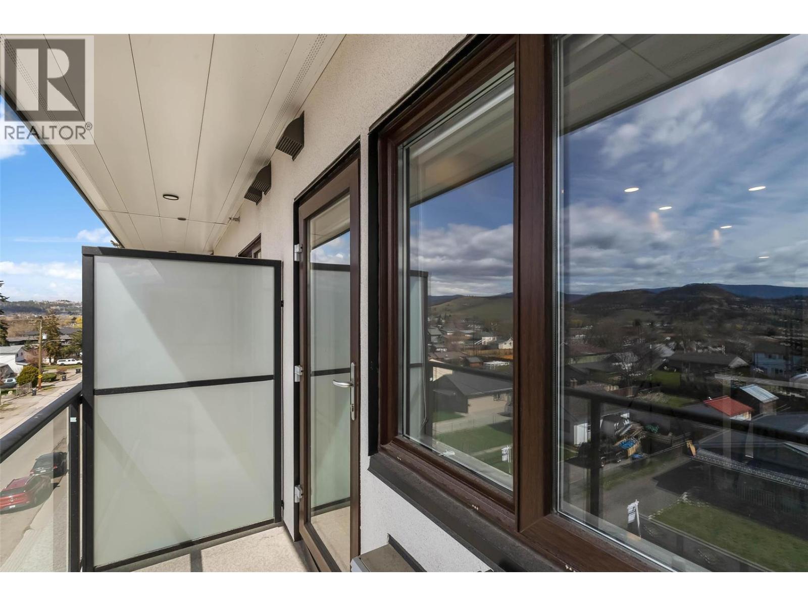 345 Dougall Road N Unit# Ph8, Kelowna, British Columbia  V1X 3K8 - Photo 7 - 10398878