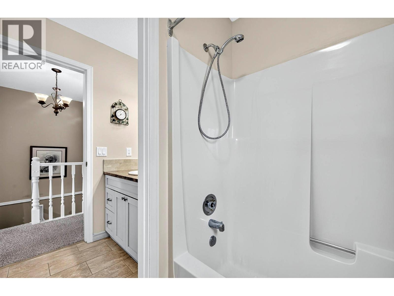 1770 Glenwood Drive Unit# 8, Kamloops, British Columbia  V2C 4E9 - Photo 29 - 10400534