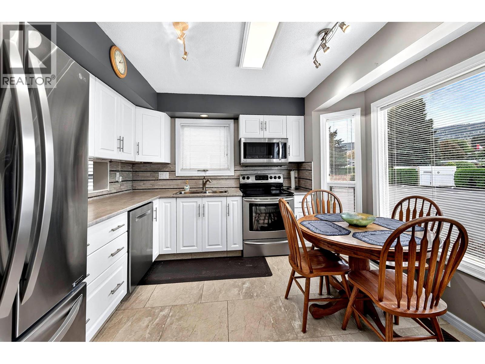 1770 Glenwood Drive Unit# 8, Kamloops, British Columbia  V2C 4E9 - Photo 6 - 10400534