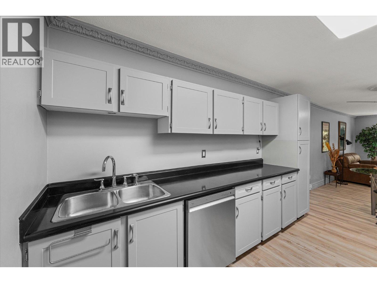 1903 Lindahl Street Unit# 106, Kelowna, British Columbia  V1Y 3Z6 - Photo 10 - 10399768
