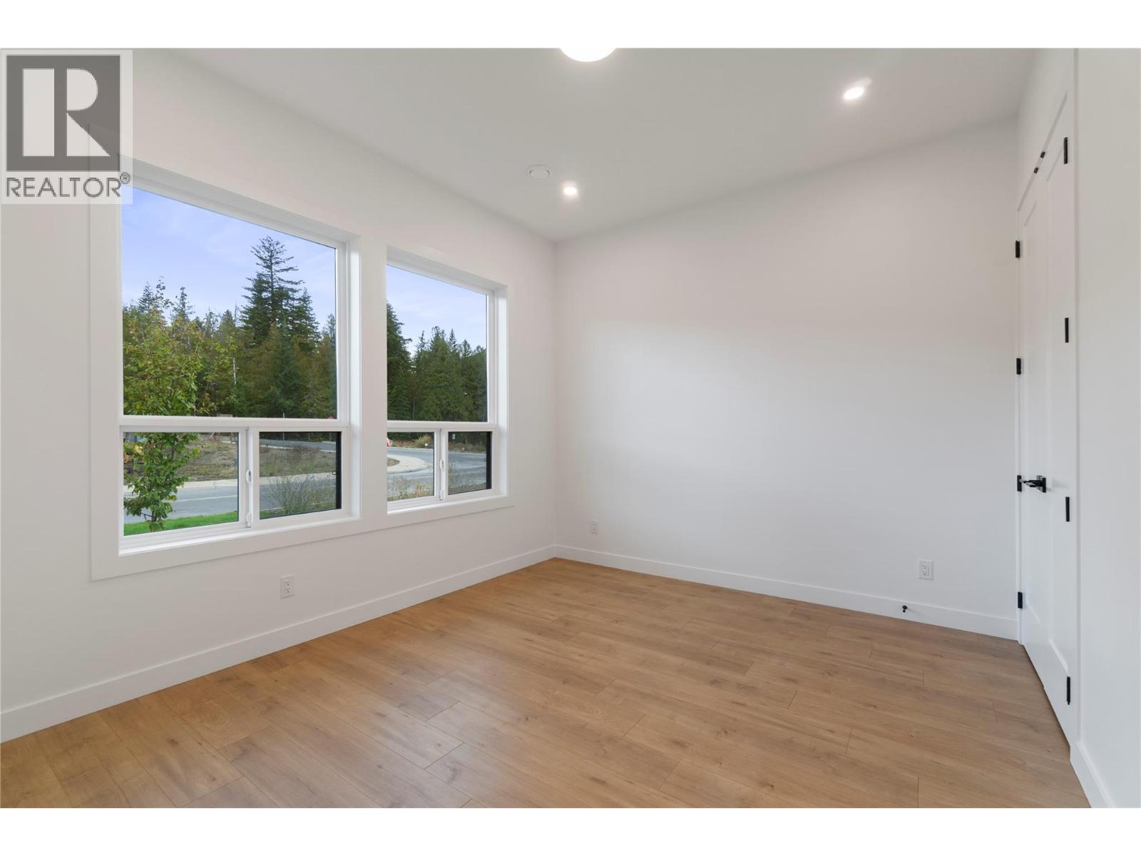 6900 42 Street Ne, Salmon Arm, British Columbia  V0E 1K0 - Photo 28 - 10400650