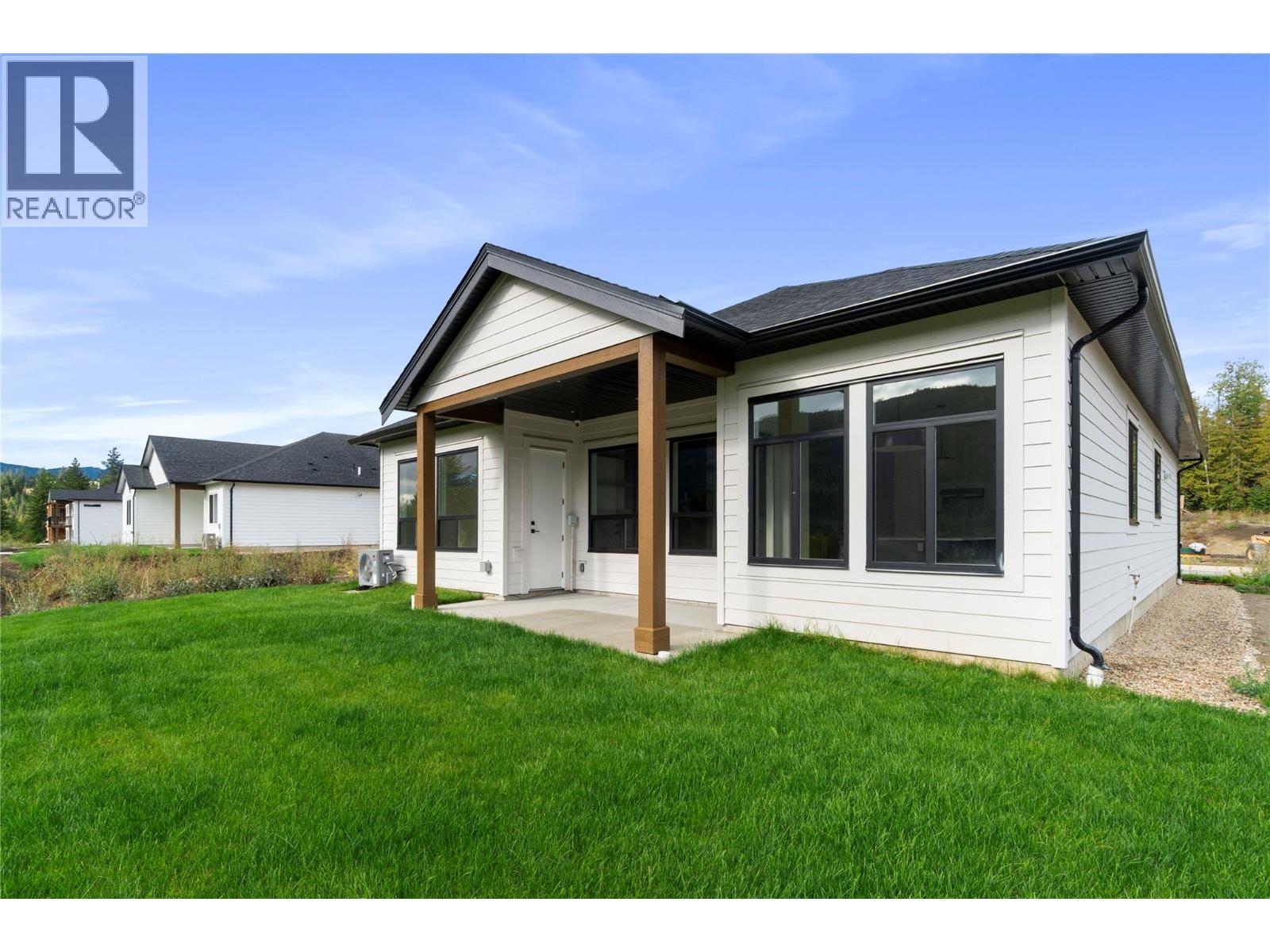 6900 42 Street Ne, Salmon Arm, British Columbia  V0E 1K0 - Photo 38 - 10400650