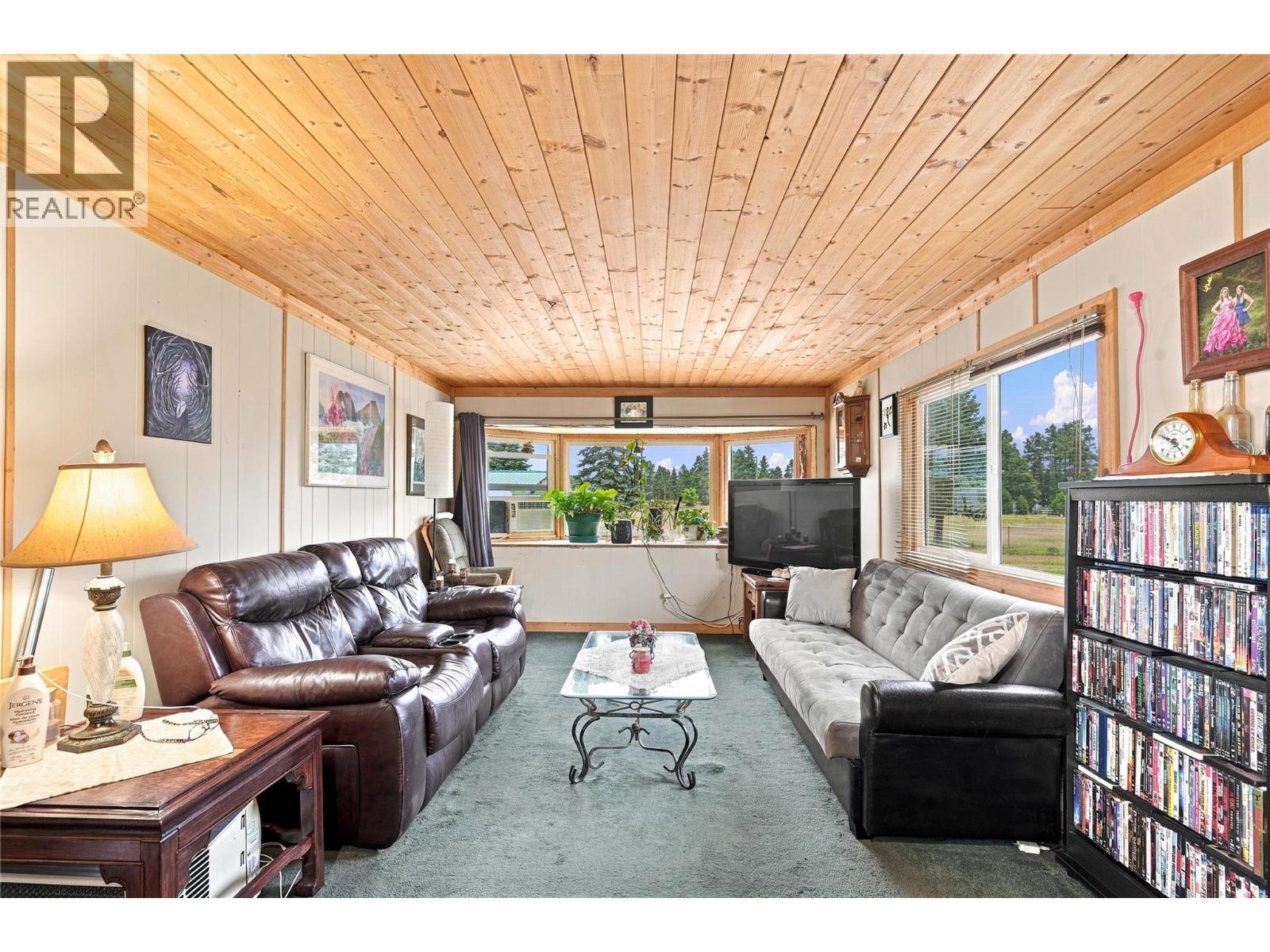 6598 Larch Road, Wasa, British Columbia  V0B 2K0 - Photo 11 - 10399624