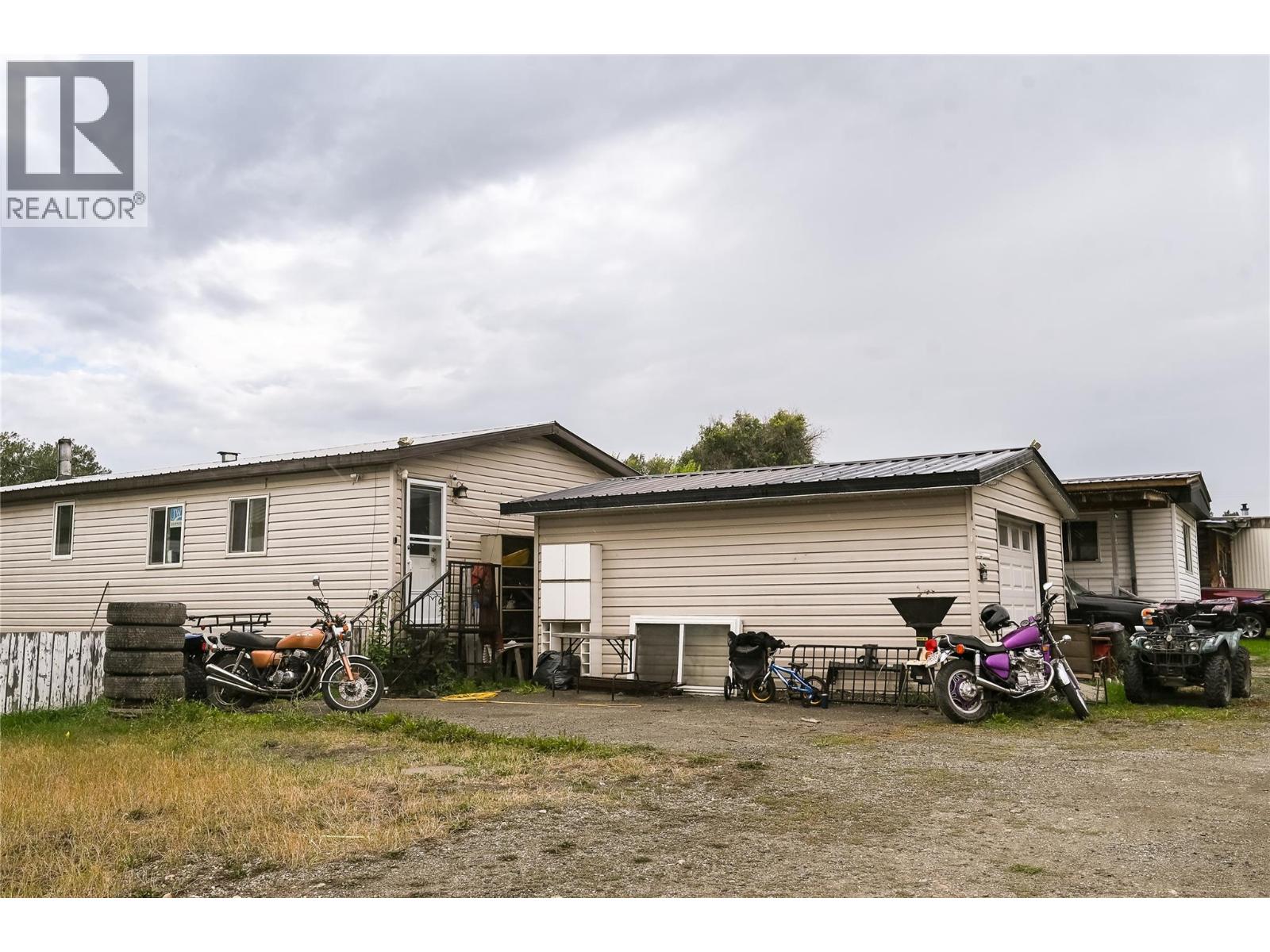6598 Larch Road, Wasa, British Columbia  V0B 2K0 - Photo 17 - 10399624