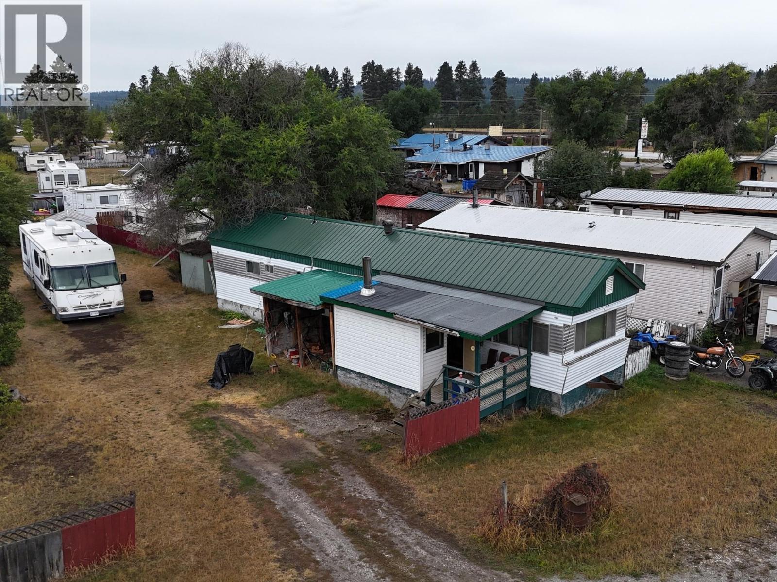 6598 Larch Road, Wasa, British Columbia  V0B 2K0 - Photo 25 - 10399624