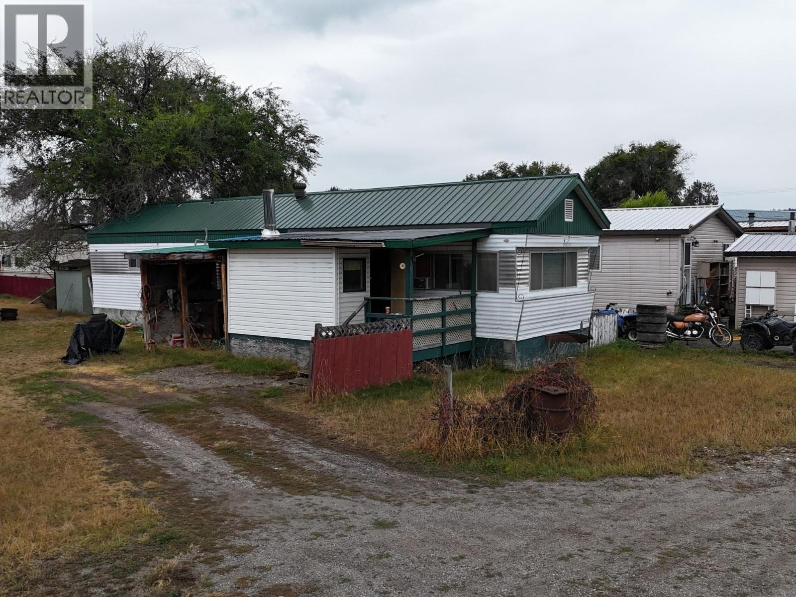 6598 Larch Road, Wasa, British Columbia  V0B 2K0 - Photo 34 - 10399624