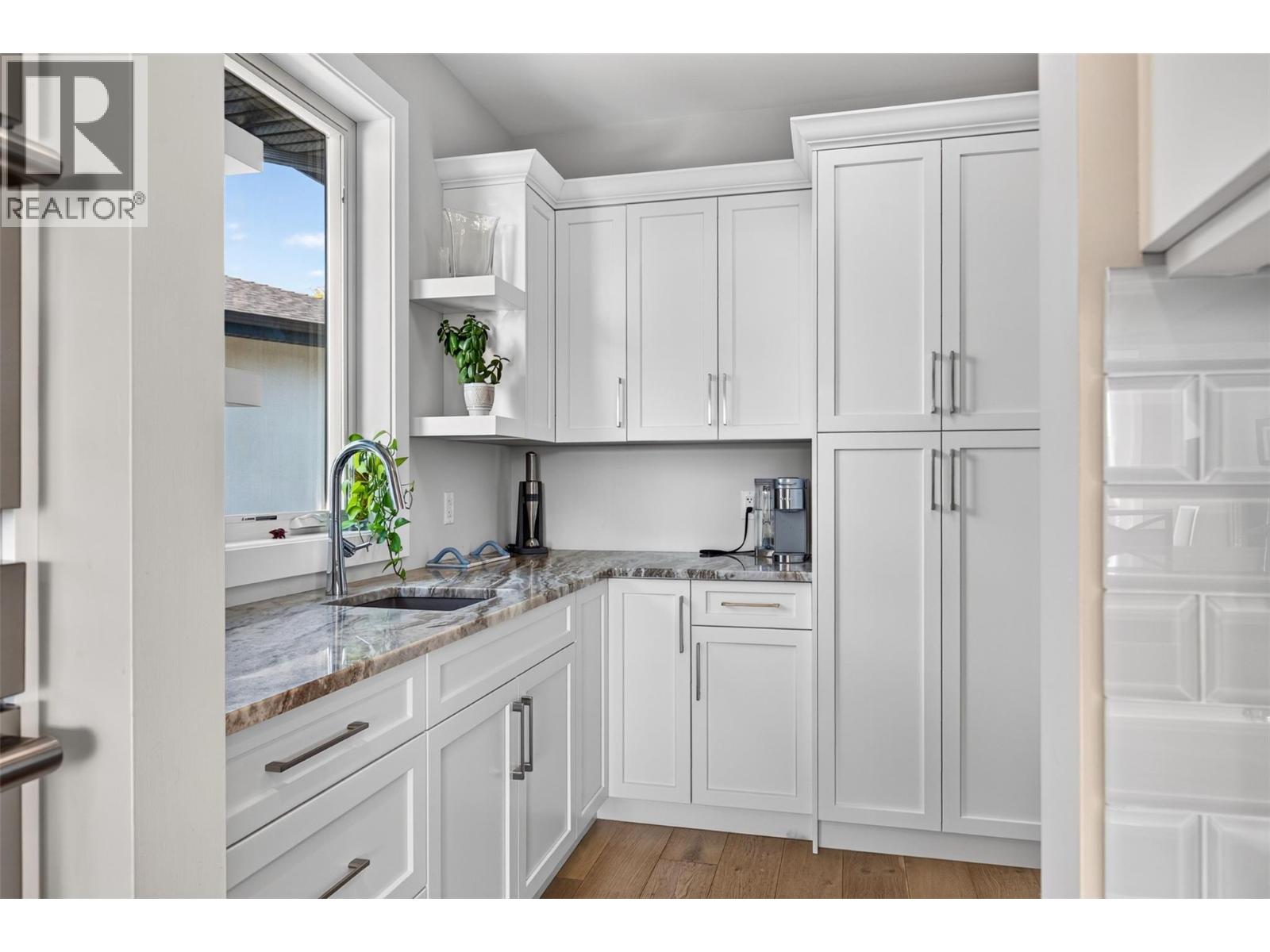 184 Summer Wood Drive, Kelowna, British Columbia  V1V 0C9 - Photo 11 - 10398987