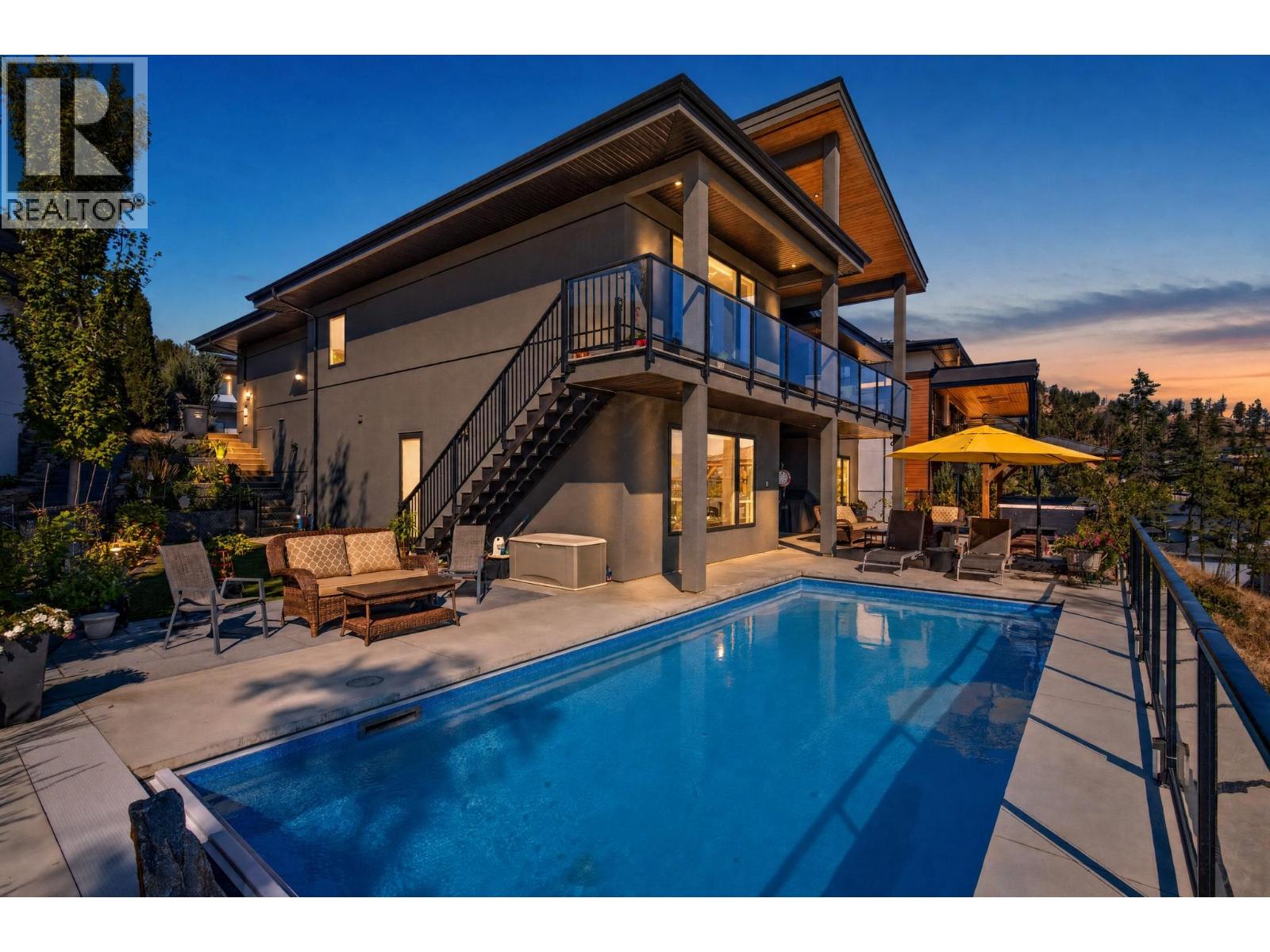 184 Summer Wood Drive, Kelowna, British Columbia  V1V 0C9 - Photo 2 - 10398987