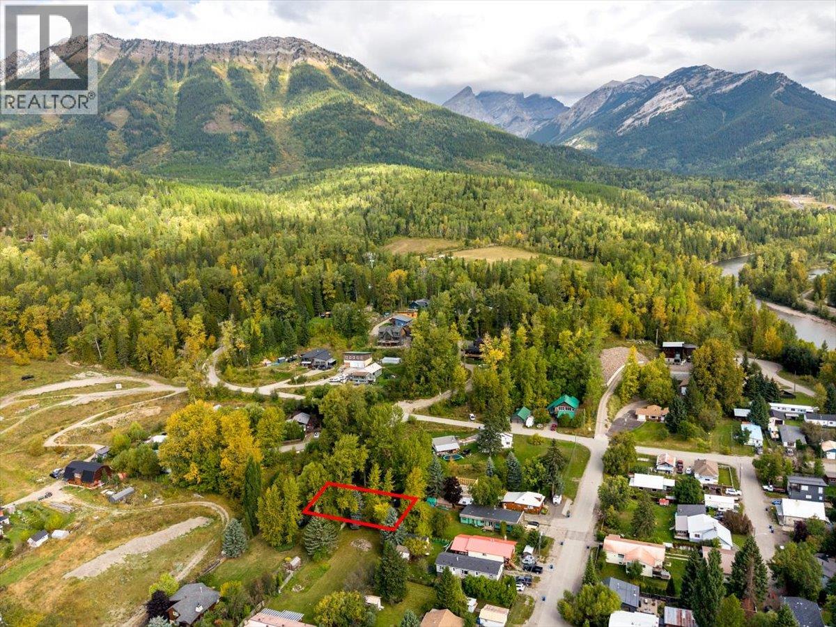 264 Glover Street, Fernie, British Columbia  V0B 1M1 - Photo 15 - 10400759