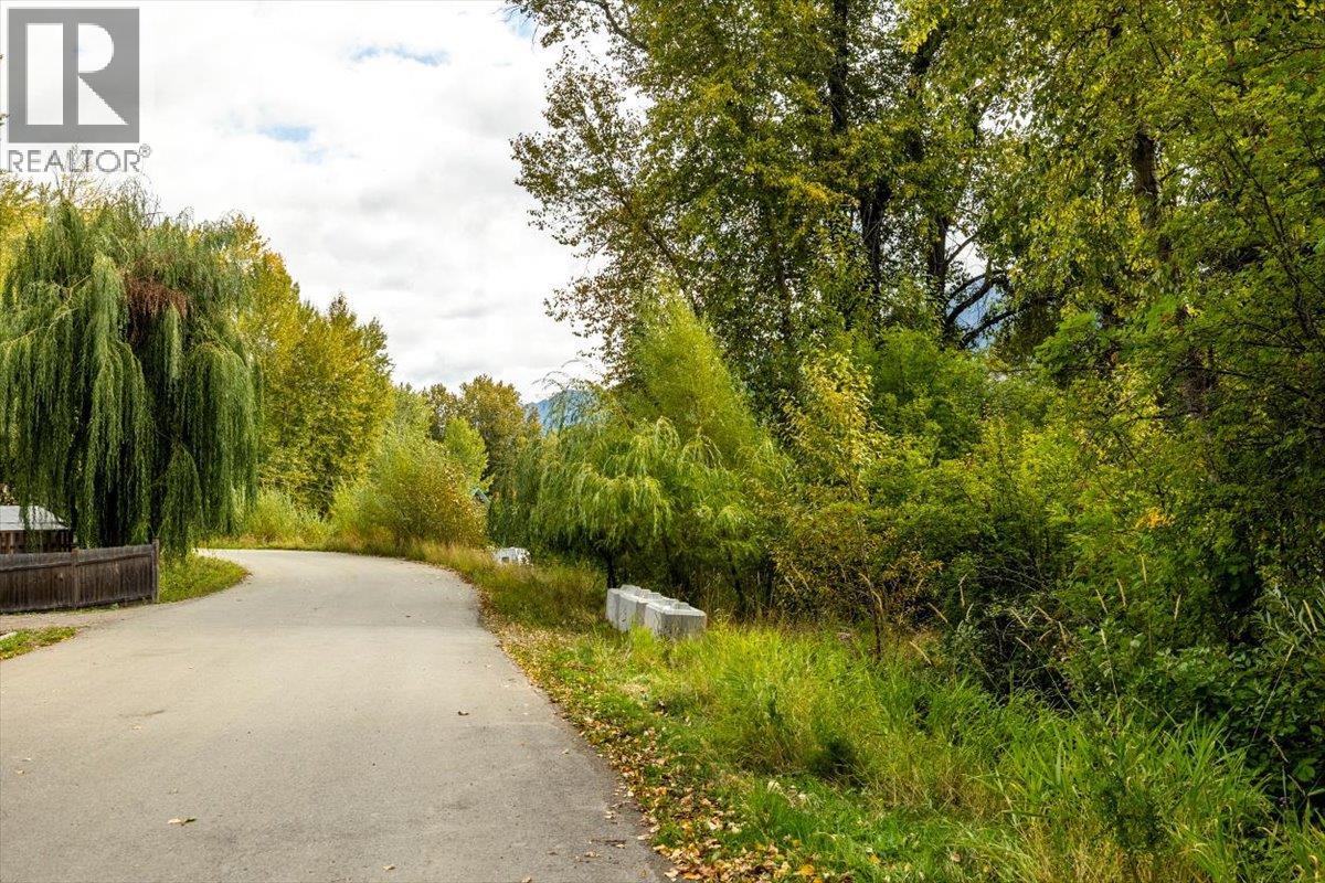 264 Glover Street, Fernie, British Columbia  V0B 1M1 - Photo 34 - 10400759