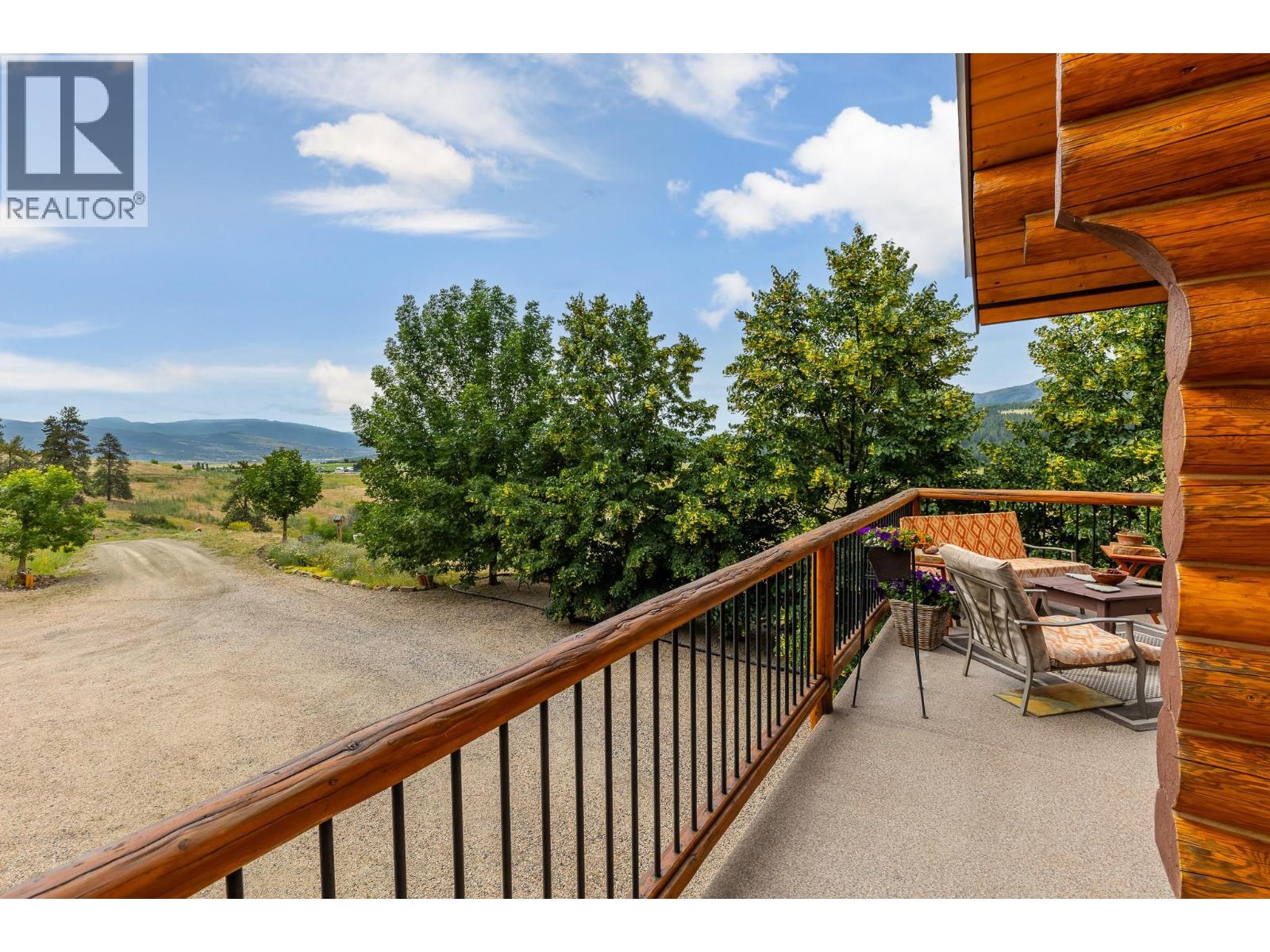 1225 Round Lake Road, Armstrong, British Columbia  V0E 1B5 - Photo 18 - 10400736