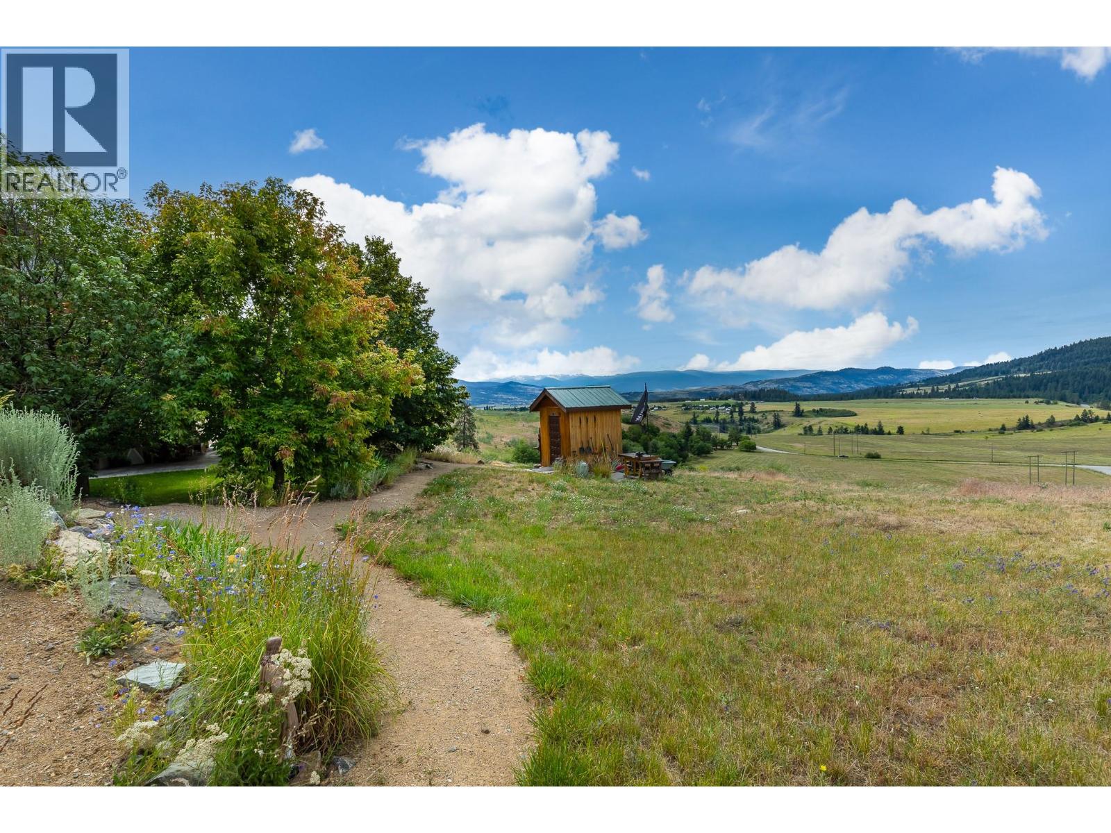 1225 Round Lake Road, Armstrong, British Columbia  V0E 1B5 - Photo 39 - 10400736