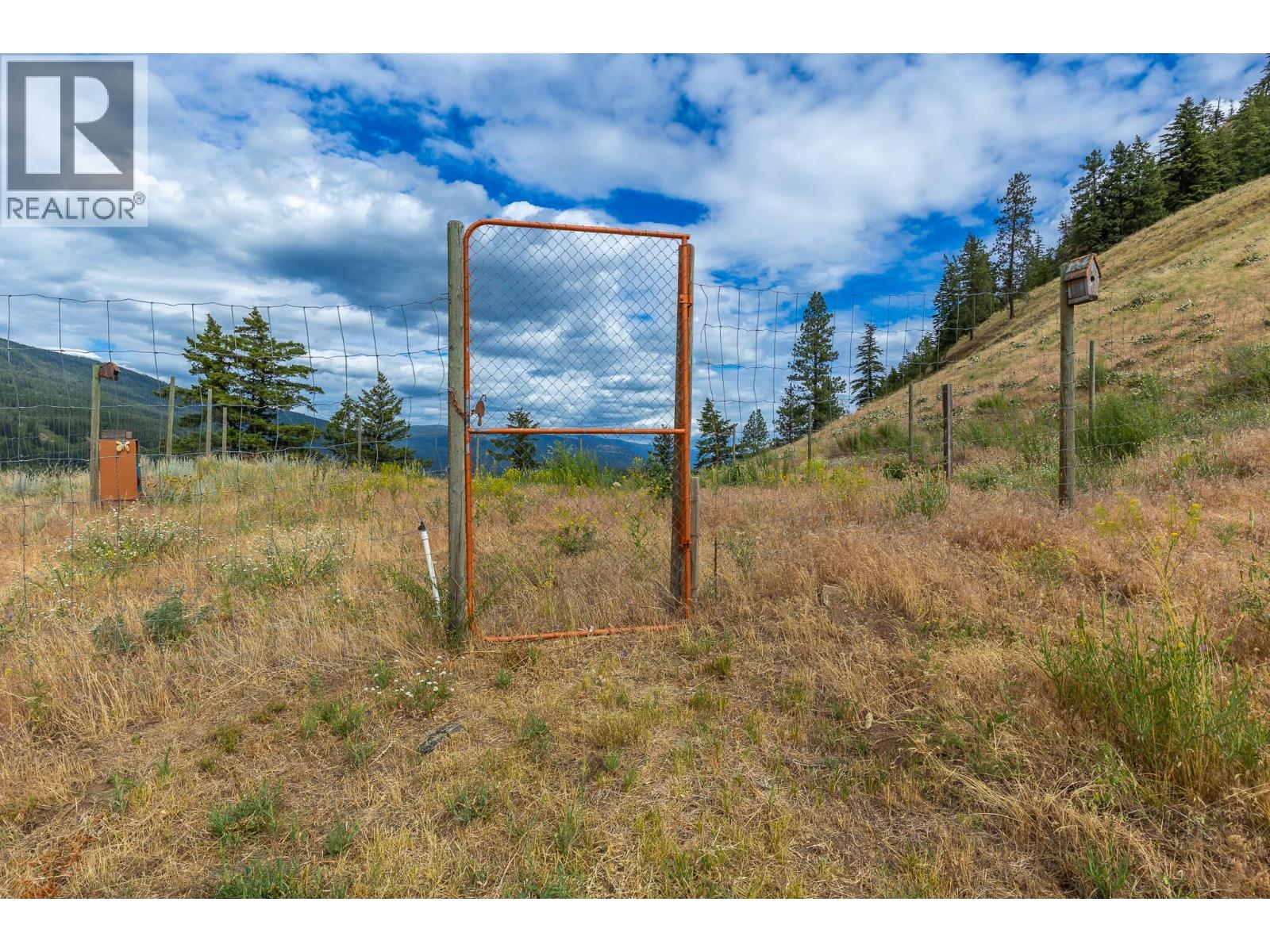 1225 Round Lake Road, Armstrong, British Columbia  V0E 1B5 - Photo 79 - 10400736