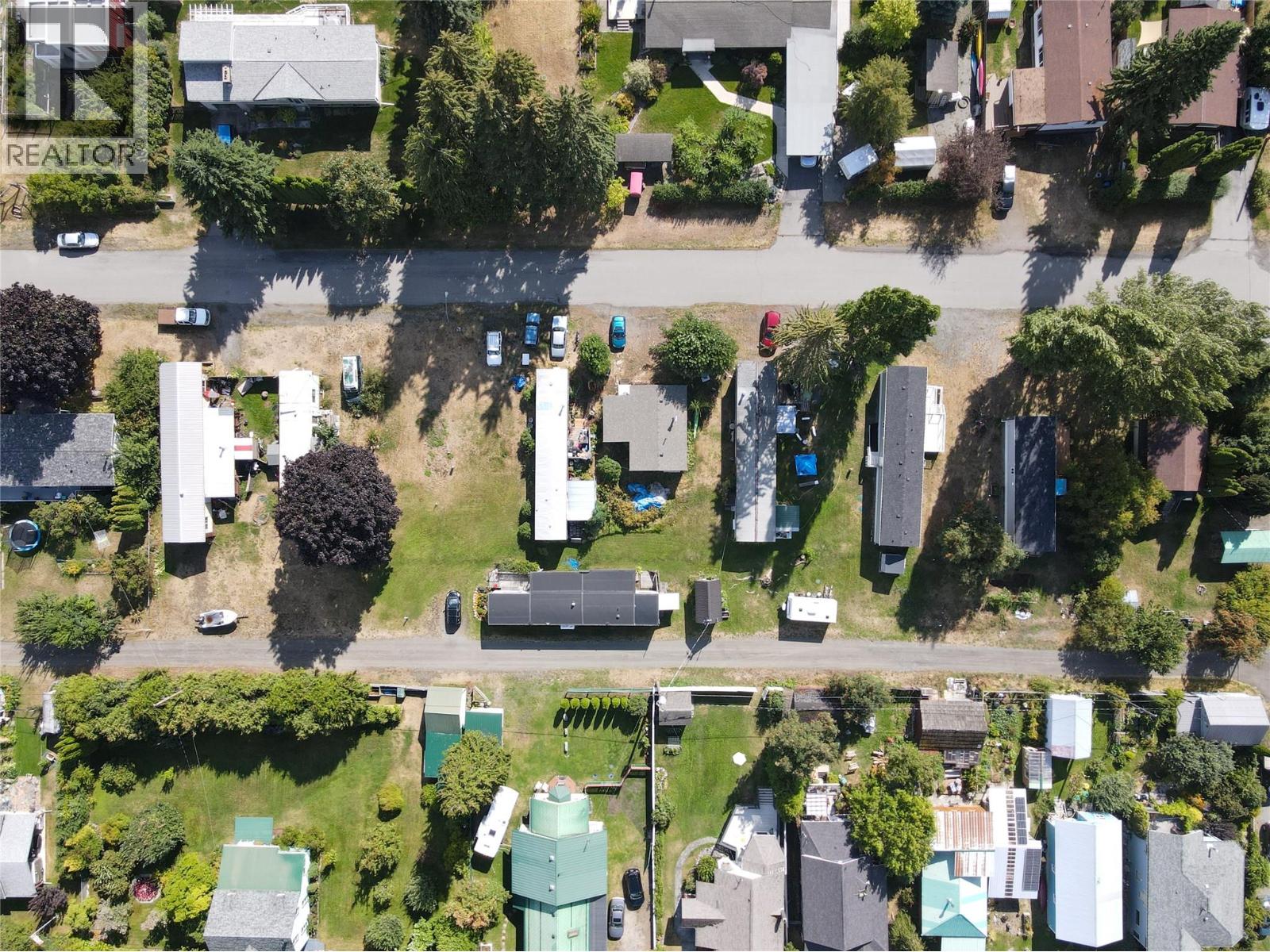 244 E Avenue, Kaslo, British Columbia  V0G 1M0 - Photo 1 - 10400726