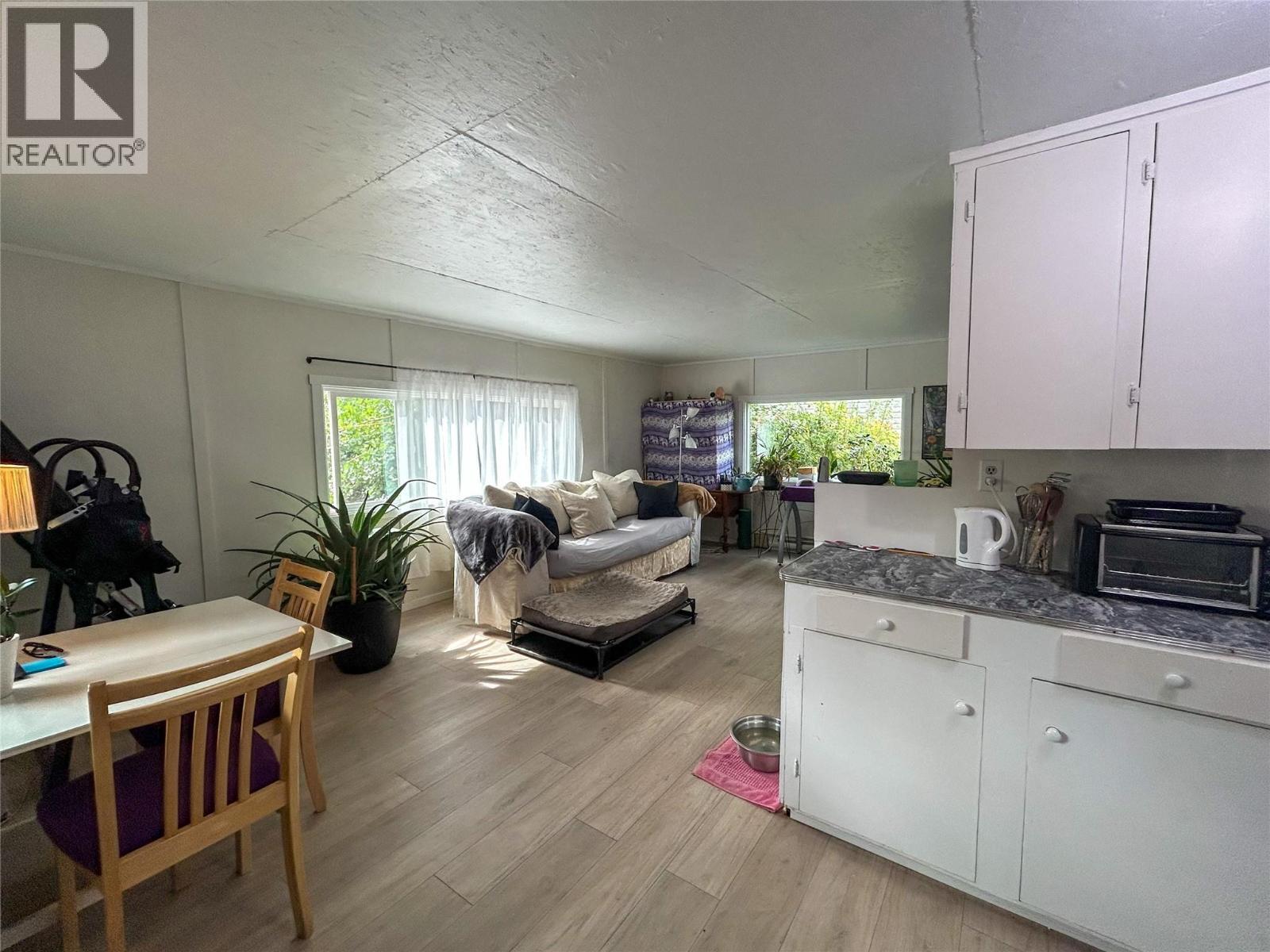 244 E Avenue, Kaslo, British Columbia  V0G 1M0 - Photo 10 - 10400726