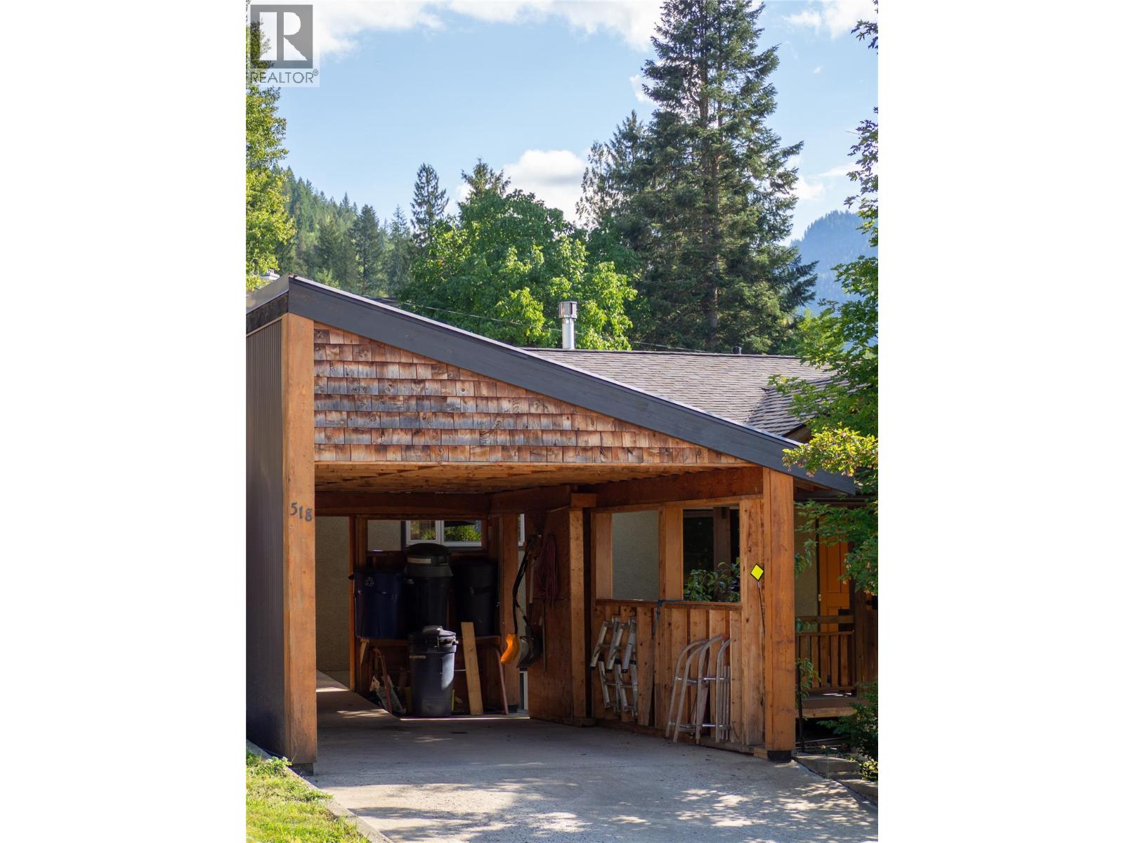 518 Delbruck Street, Nelson, British Columbia  V1L 5L6 - Photo 10 - 10400716