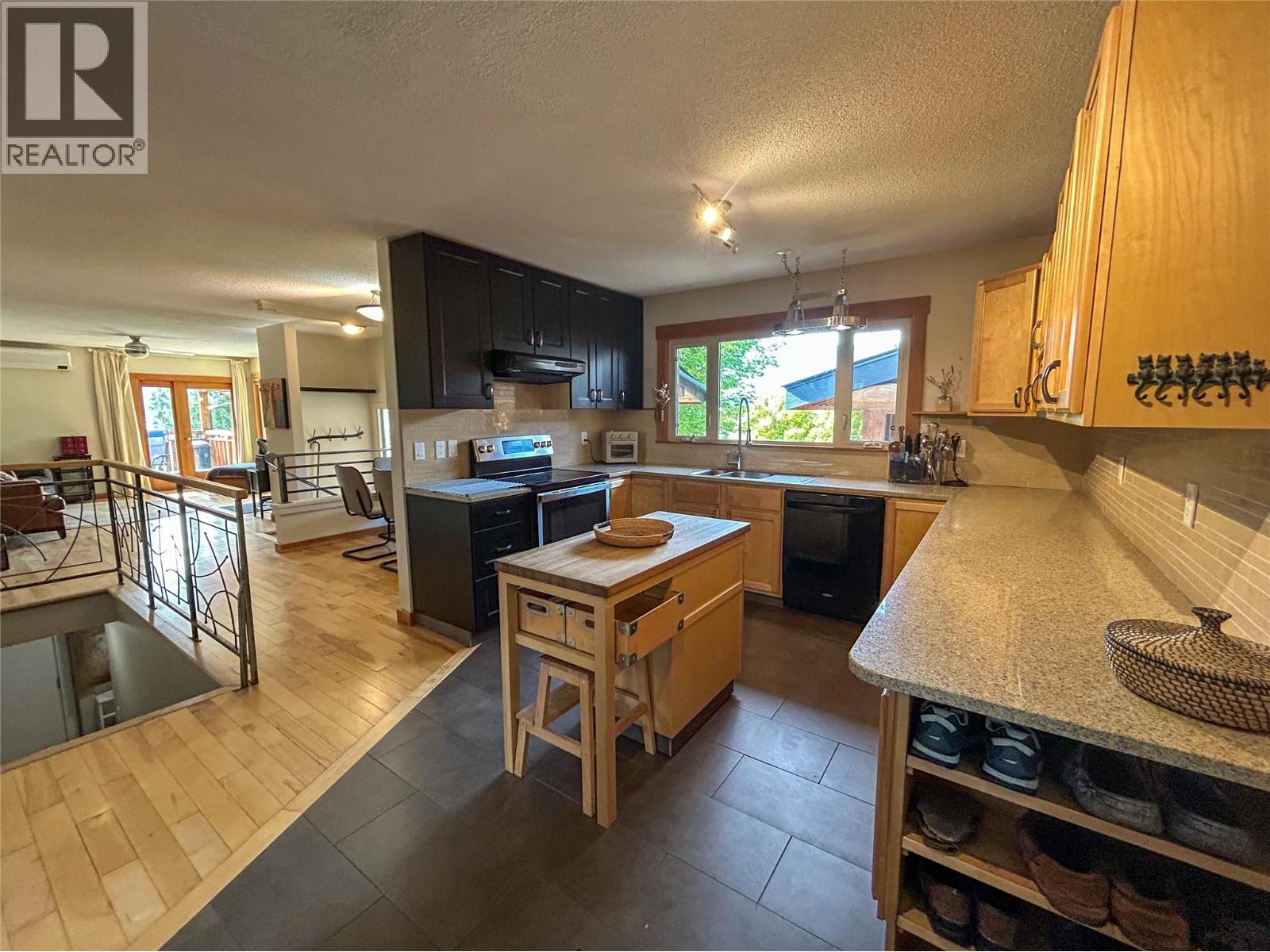 518 Delbruck Street, Nelson, British Columbia  V1L 5L6 - Photo 17 - 10400716