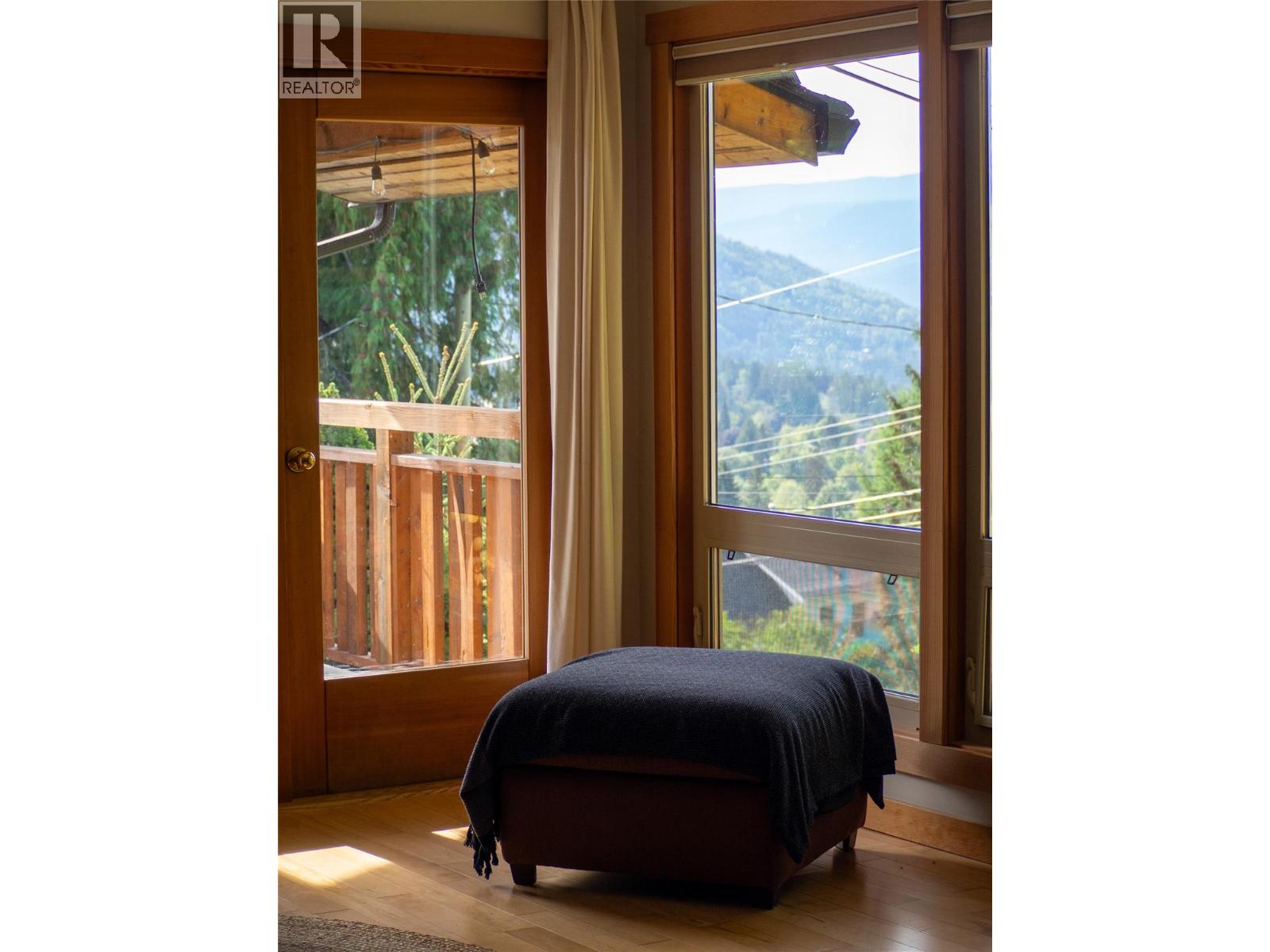 518 Delbruck Street, Nelson, British Columbia  V1L 5L6 - Photo 30 - 10400716