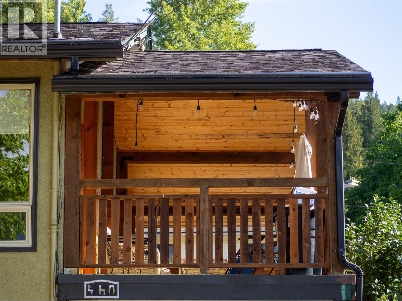 518 Delbruck Street, Nelson, British Columbia  V1L 5L6 - Photo 8 - 10400716