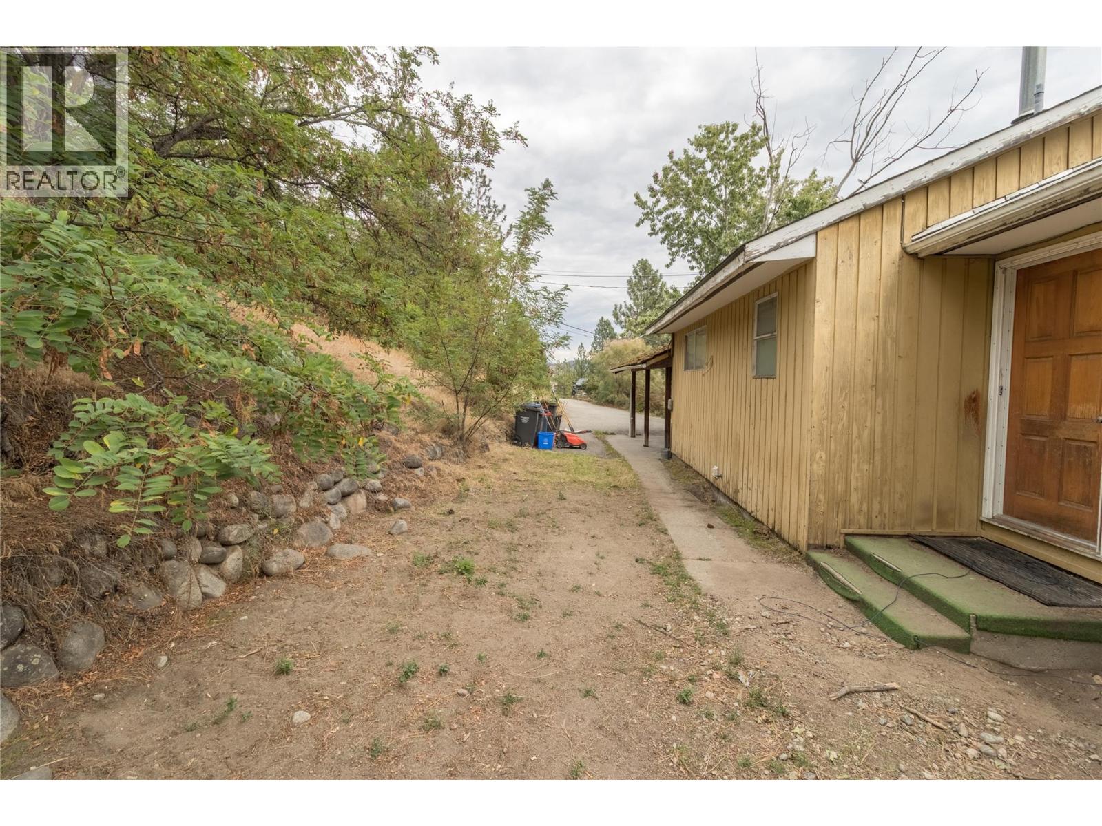3960 Desert Pines Avenue, Peachland, British Columbia  V0H 1X2 - Photo 10 - 10400544
