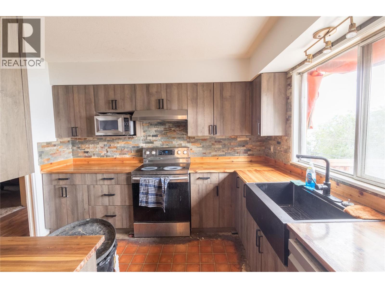 3960 Desert Pines Avenue, Peachland, British Columbia  V0H 1X2 - Photo 19 - 10400544