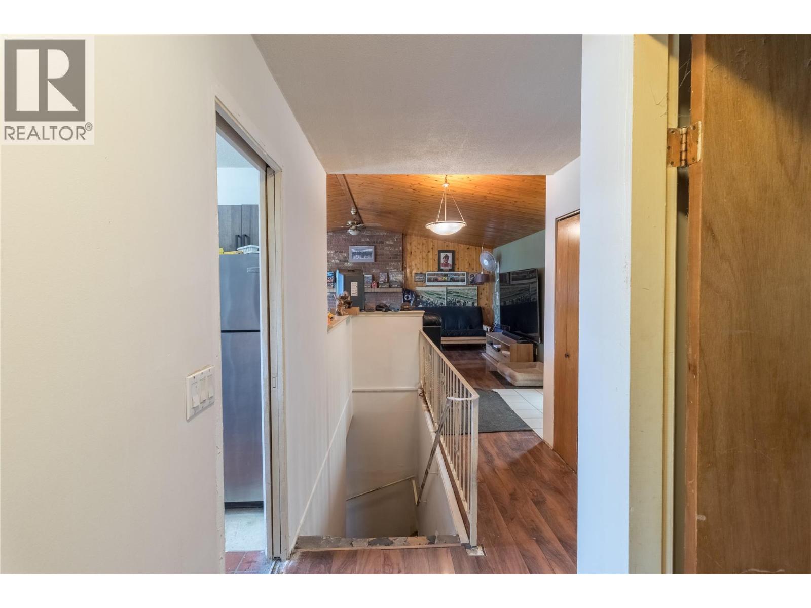 3960 Desert Pines Avenue, Peachland, British Columbia  V0H 1X2 - Photo 21 - 10400544