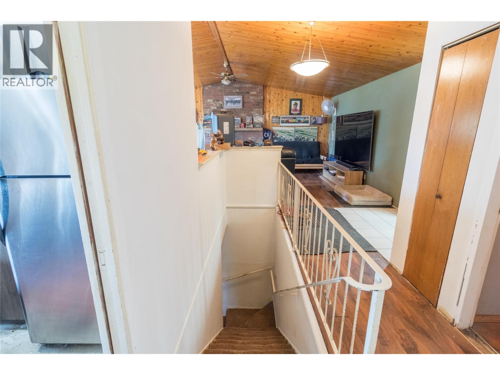 3960 Desert Pines Avenue, Peachland, British Columbia  V0H 1X2 - Photo 23 - 10400544